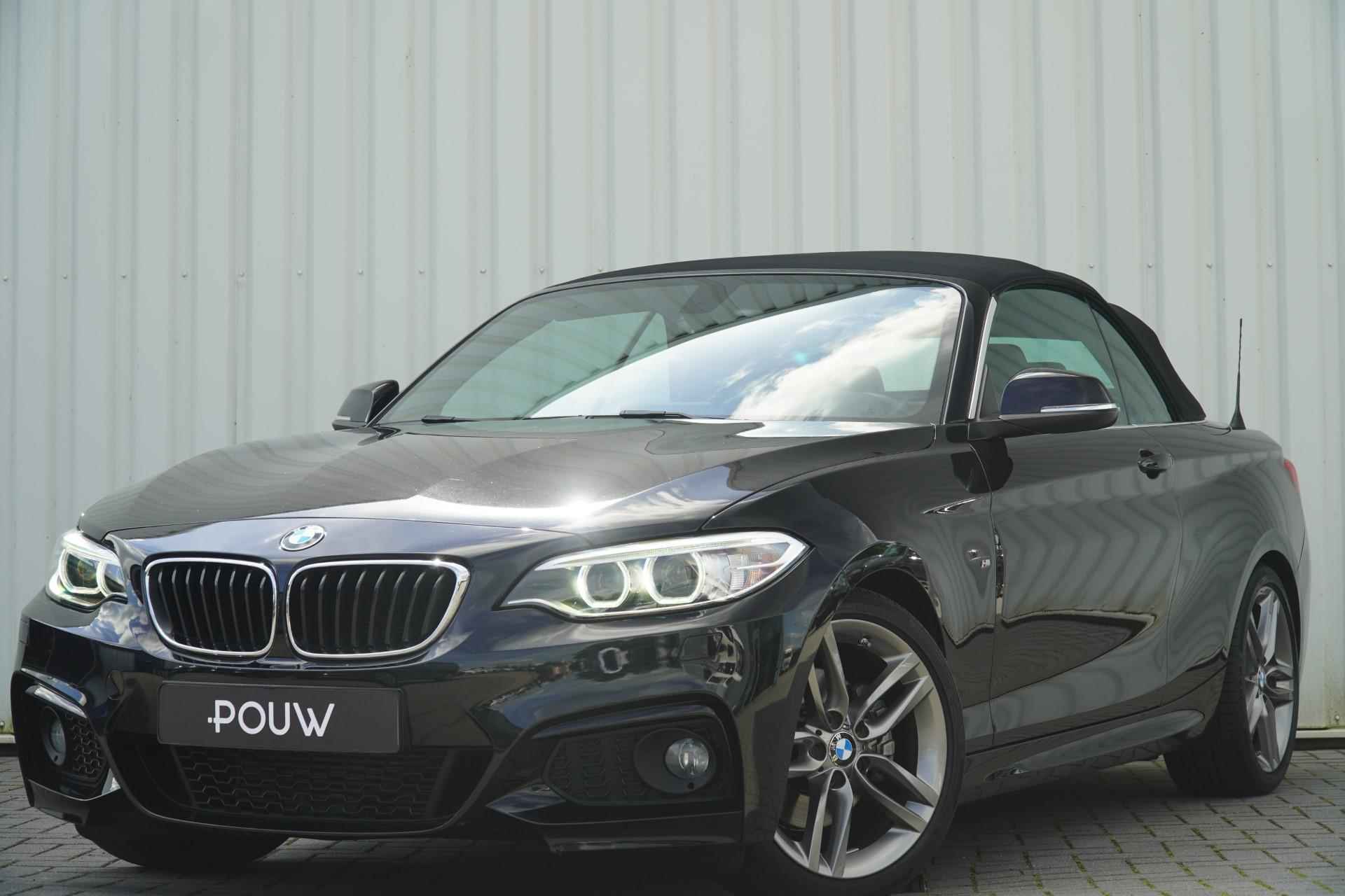 BMW 2-serie Cabrio 220i 184pk AUT M Sport | Leder | Navigatie | Stoelverwarming - 46/47