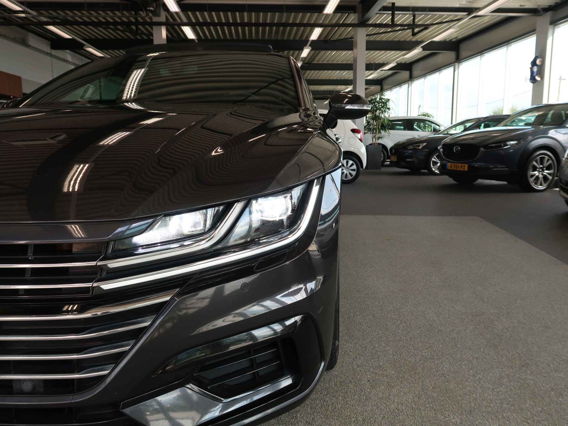 Volkswagen Arteon 2.0 TSi 190pk DSG Business R-Line SCHUIFDAK/VIRTUAL/DODEHOEK/CARPLAY/CAMERA/19INCH/TREKHAAKWEGKLAPBAAR - 13/107