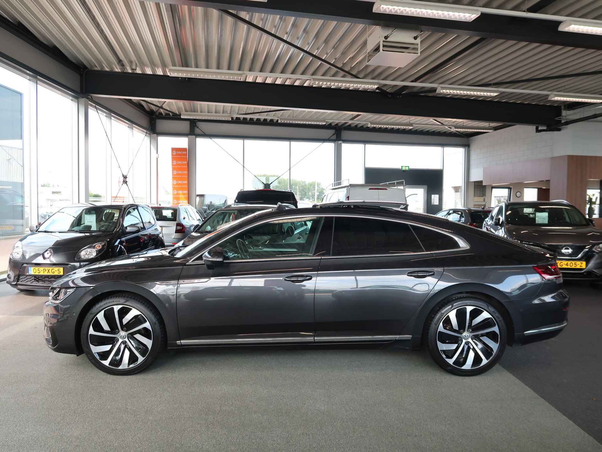 Volkswagen Arteon 2.0 TSi 190pk DSG Business R-Line SCHUIFDAK/VIRTUAL/DODEHOEK/CARPLAY/CAMERA/19INCH/TREKHAAKWEGKLAPBAAR - 19/107