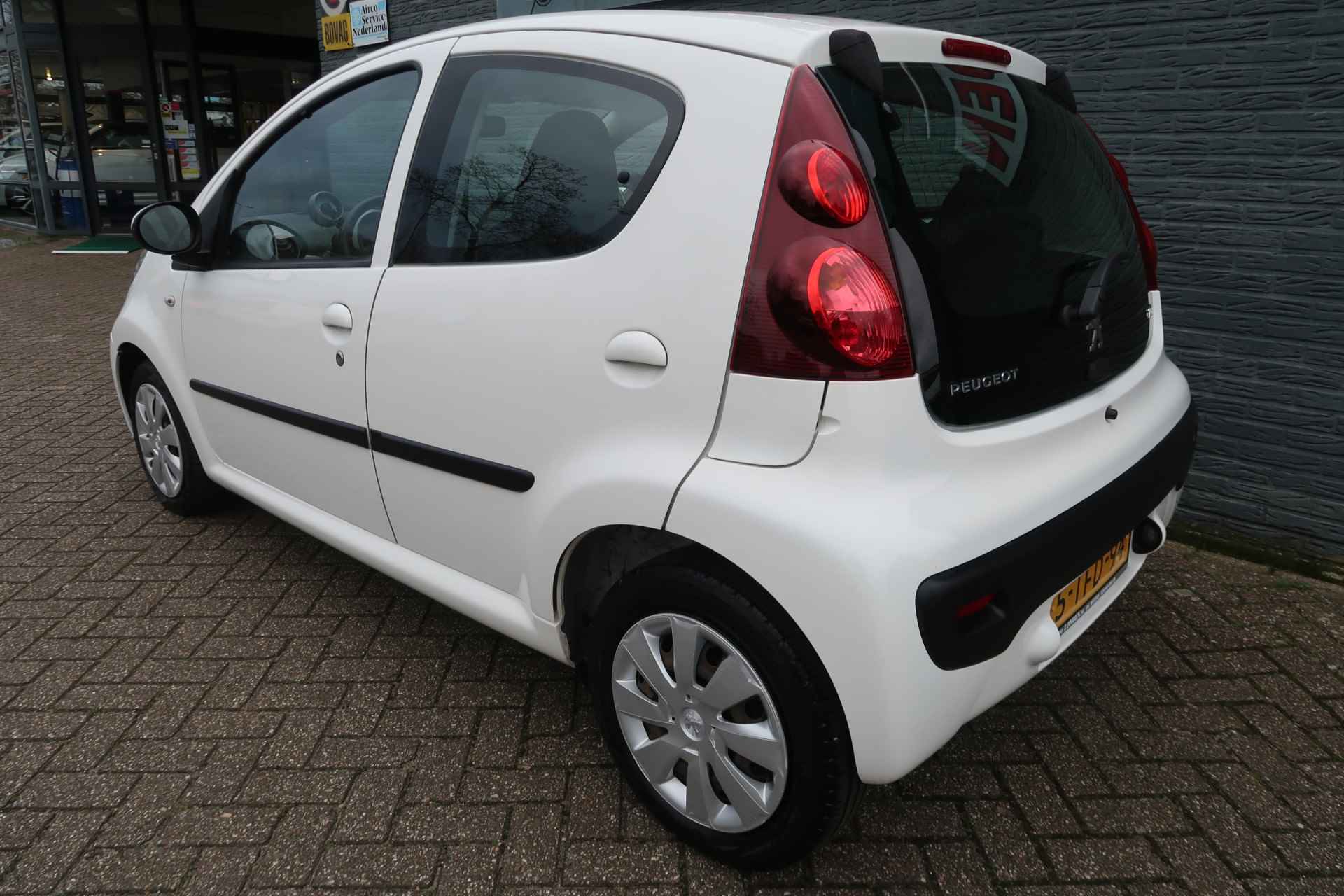 Peugeot 107 1.0 Active Nederlandse auto met airco Eerste eigenaar - 4/24