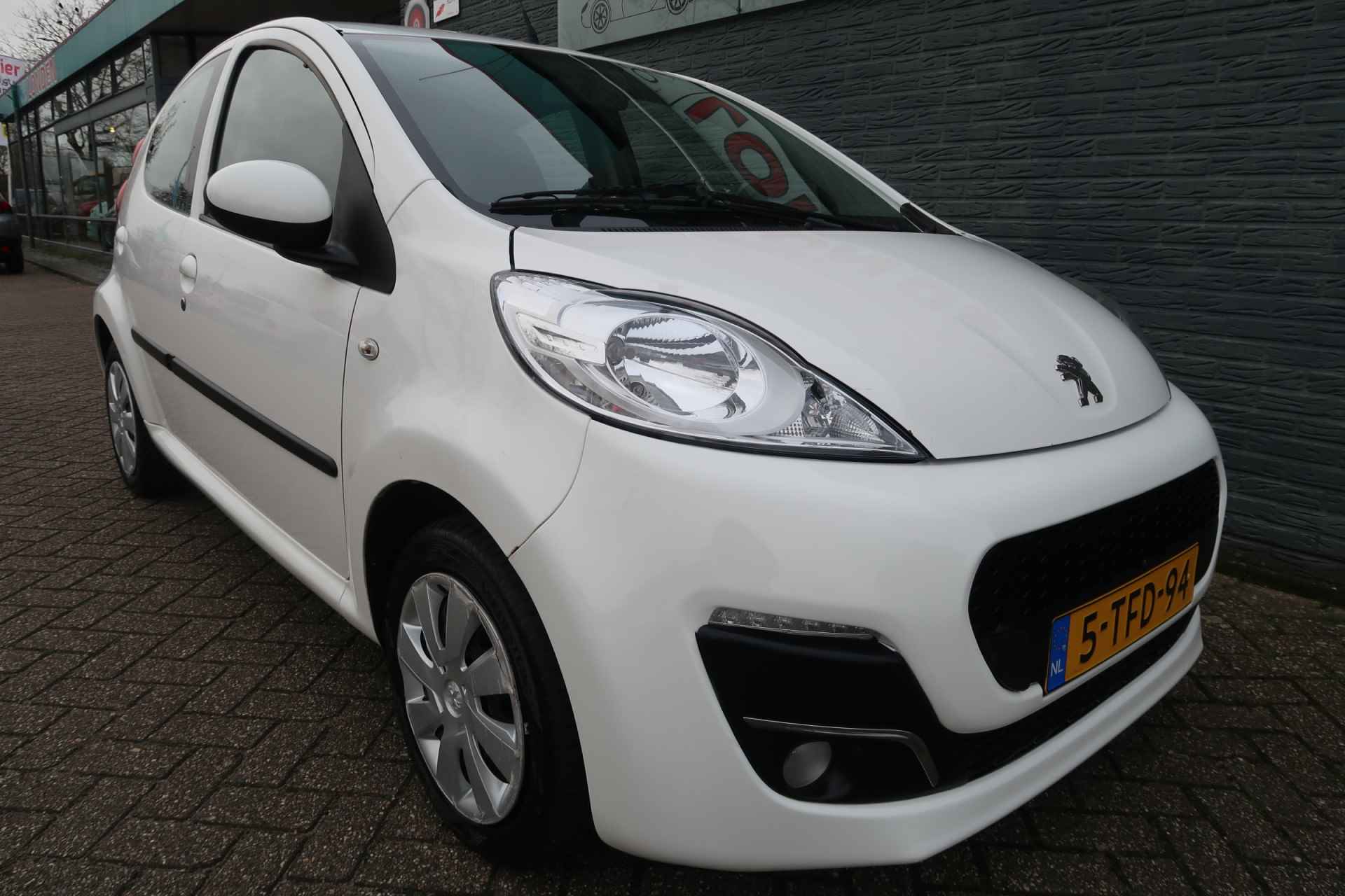 Peugeot 107 1.0 Active Nederlandse auto met airco Eerste eigenaar - 23/24