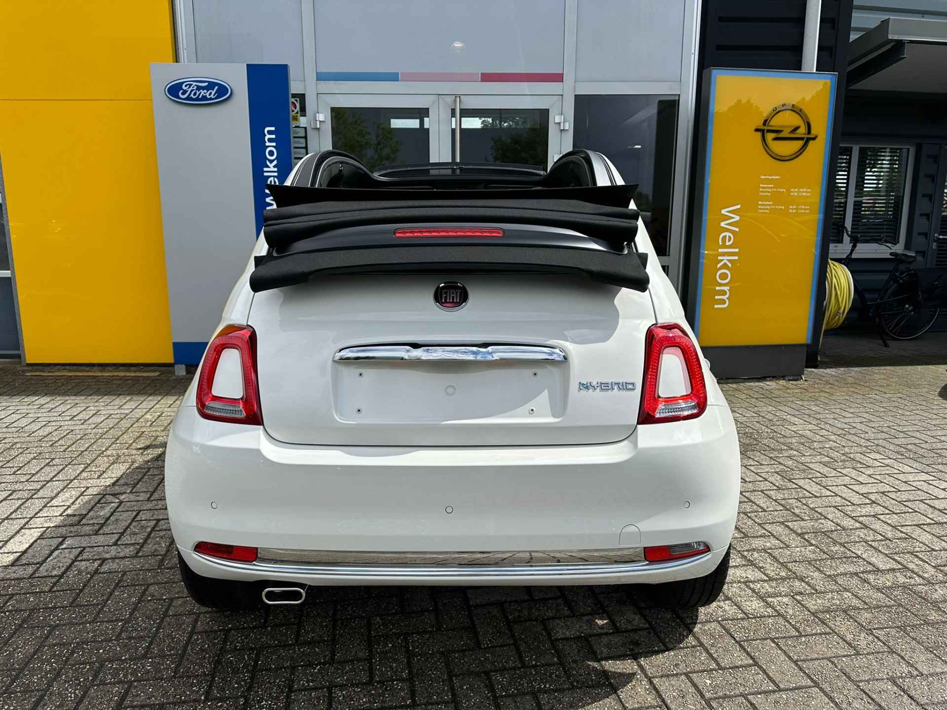 Fiat 500C 1.0 Hybrid 70PK Dolcevita Finale Cabrio | PARKEERSENSOREN | CRUISE CONTROL | AIRCO | DAB | NAVIGATIE VIA APP | LICHTMETALEN VELGEN - 6/38