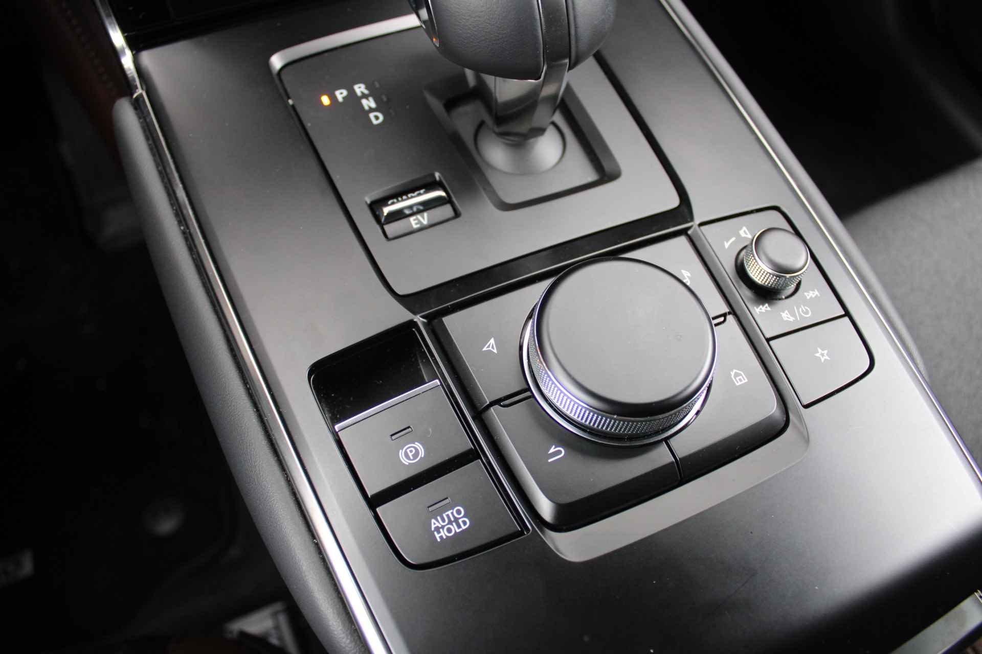 Mazda MX-30 e-SkyActiv R-EV 170 Advantage Industrial | 18" LM | Leer | Navi | Camera | - 24/34