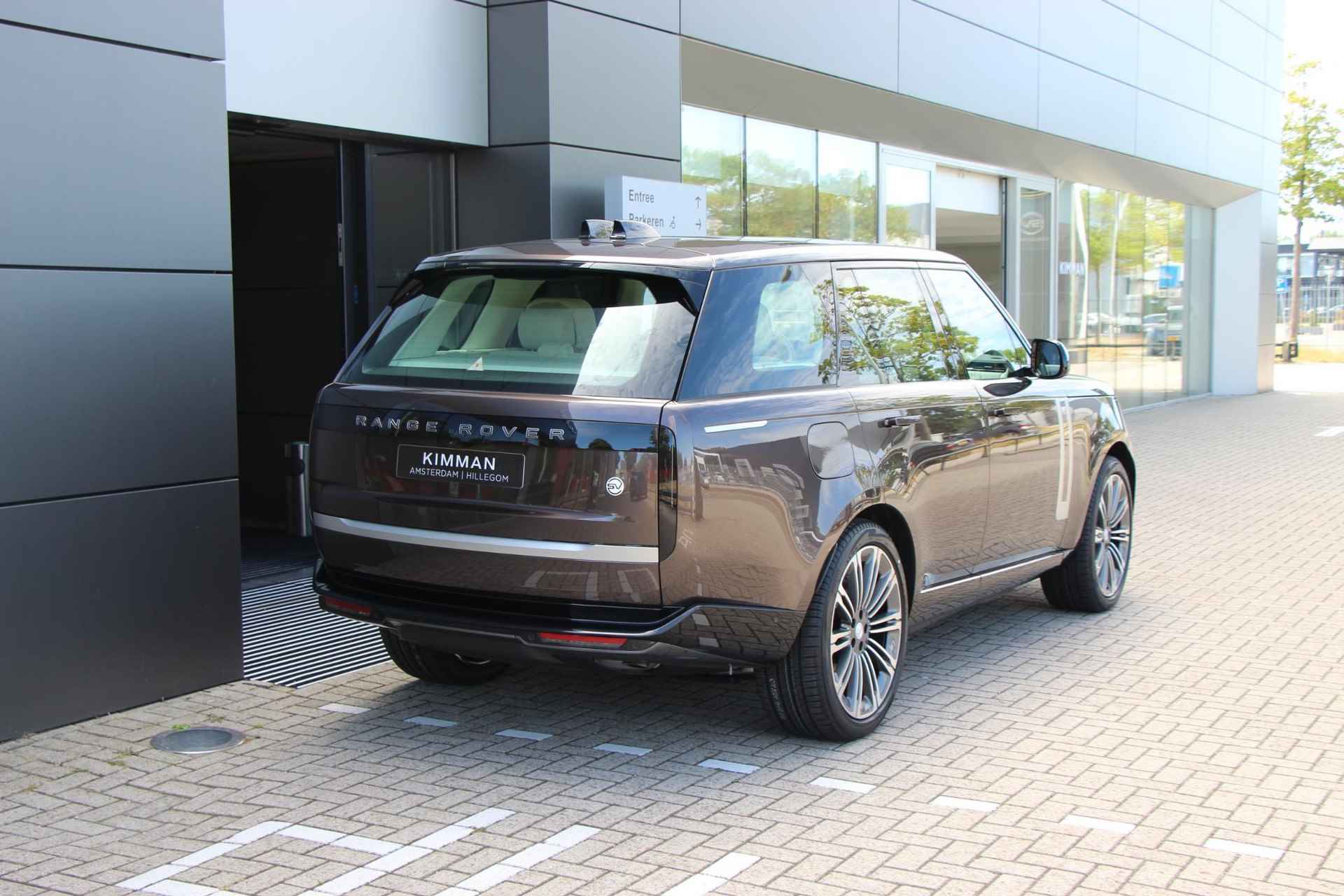 Land Rover Range Rover P550e SV PHEV | SV Tourmaline Brown | SV Veneer | 23 Inch - 10/59