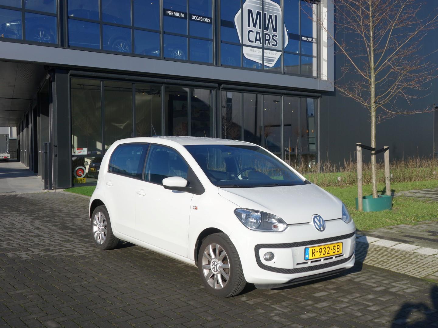 Volkswagen up! 1.0 BMT move up! Airco Navi Stoelverwarming CV Elek Rmn bij viaBOVAG.nl
