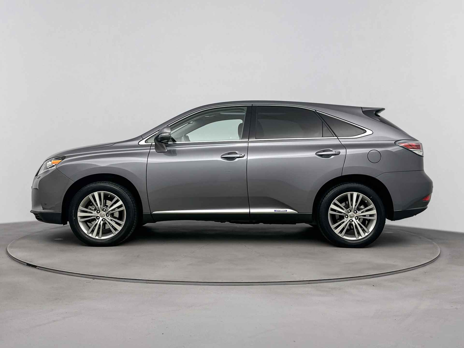 Lexus RX 450h 4WD Tech Edition Limited | Panoramadak | Navigatie | LM velgen | Leder | Stoelverwarming | - 4/42