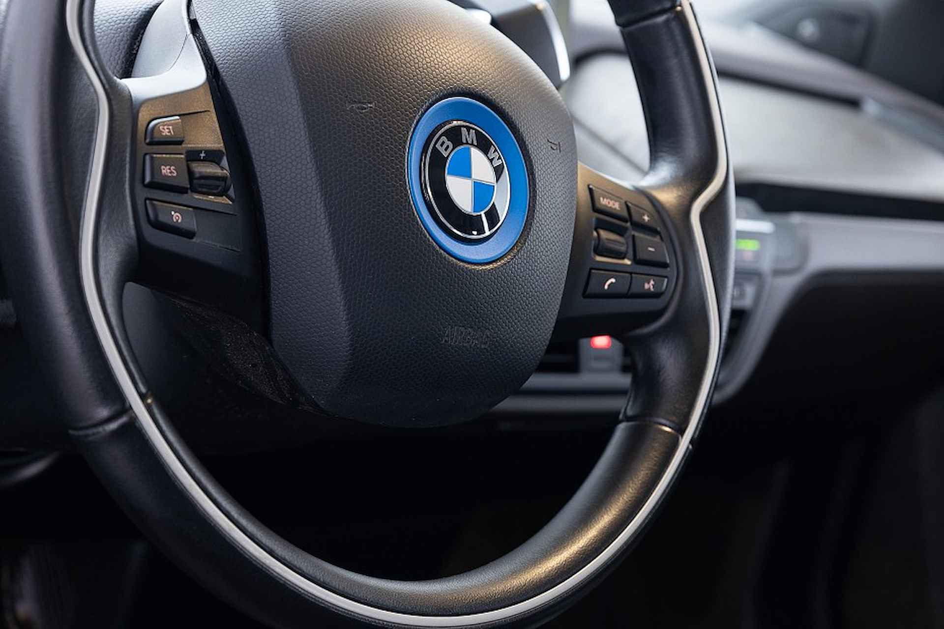 BMW i3 120Ah 42 kWh | LEDER | harman/kardon | NAVI | Full LED . - 9/30