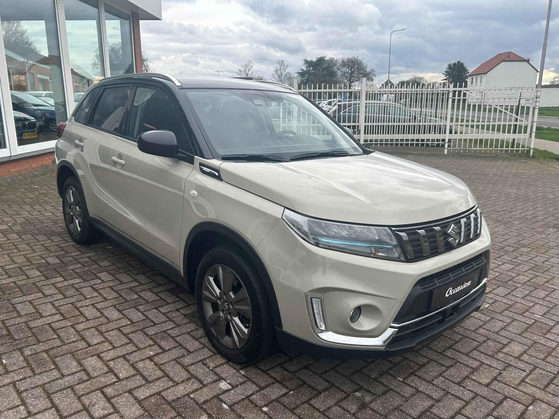 Suzuki Vitara 1.4 Boosterjet Select Smart Hybrid - Navi - Camera - 9.923 km - 5/22