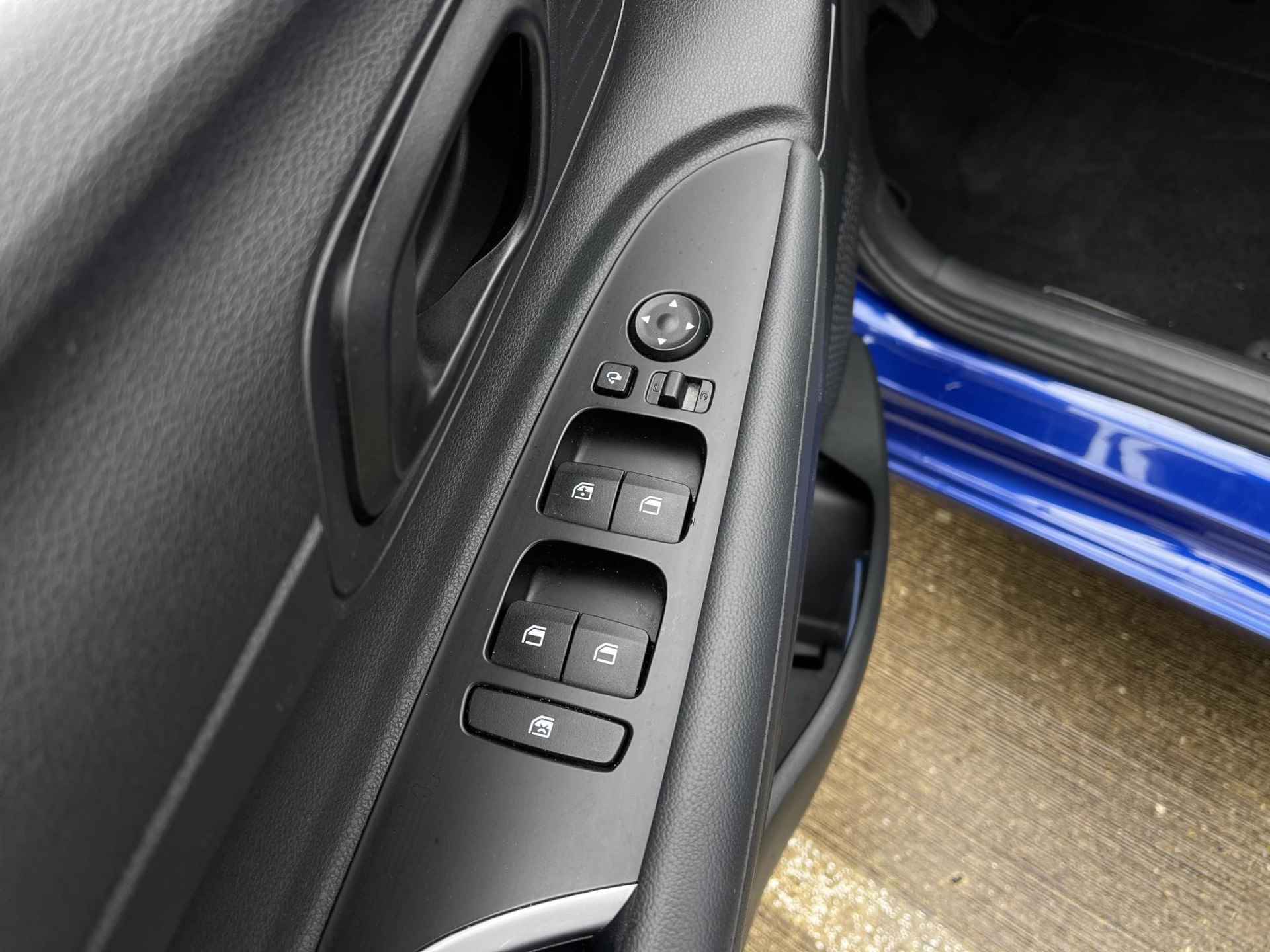 Hyundai i20 1.0 T-GDI Comfort | Two-Tone Lakkleur | Apple Carplay/Android Auto | Camera | Dodehoek Detectie | Cruise Control | Airco | Rijklaarprijs! - 23/25