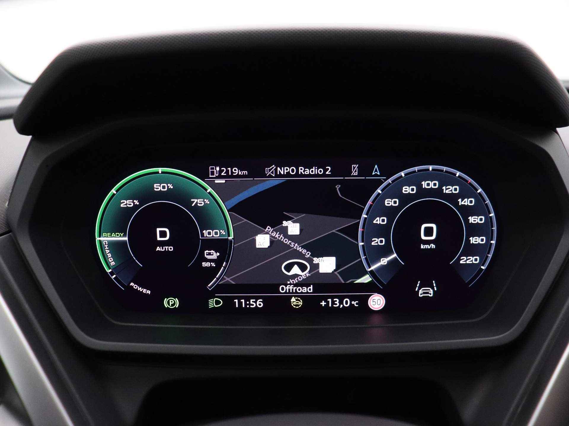 Audi Q4 e-tron Advanced Edition 40 77 kWh | Head-Up | 20-Inch | Stoelverwarming | Sportstoelen | Adaptief-onderstel | Side-Assist| - 17/42