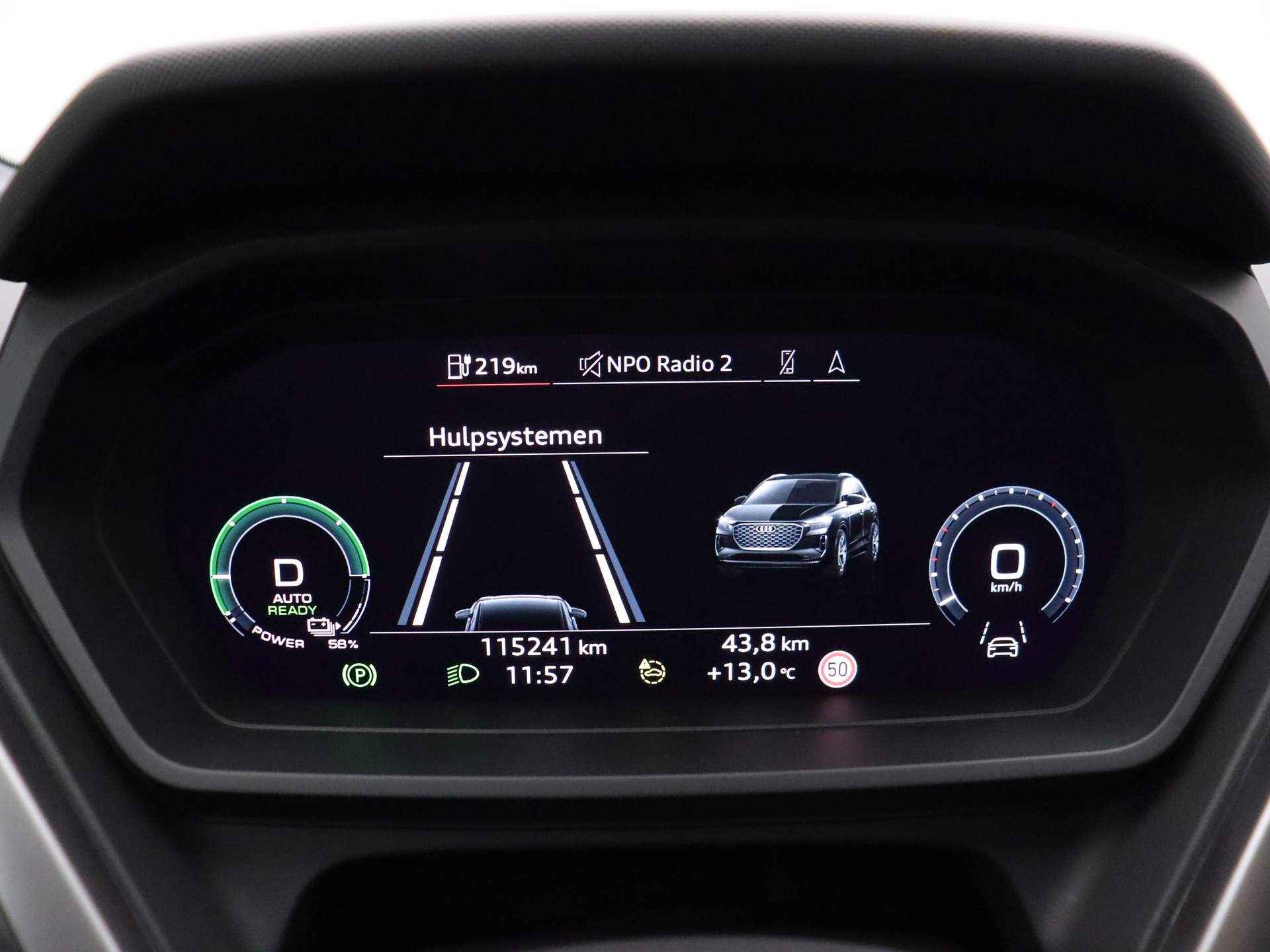 Audi Q4 e-tron Advanced Edition 40 77 kWh | Head-Up | 20-Inch | Stoelverwarming | Sportstoelen | Adaptief-onderstel | Side-Assist| - 18/42