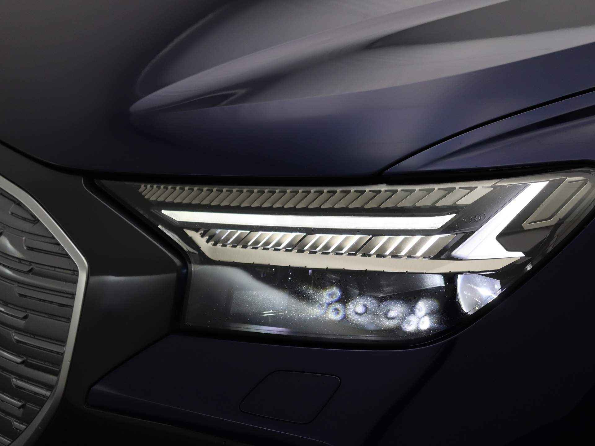 Audi Q4 e-tron Advanced Edition 40 77 kWh | Head-Up | 20-Inch | Stoelverwarming | Sportstoelen | Adaptief-onderstel | Side-Assist| - 36/42