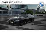 BMW i4 eDrive35 High Executive M Sport 70 kWh / Active Cruise Control / Parking Assistant / Live Cockpit Professional / Stoelverwarming / Extra getint glas achter