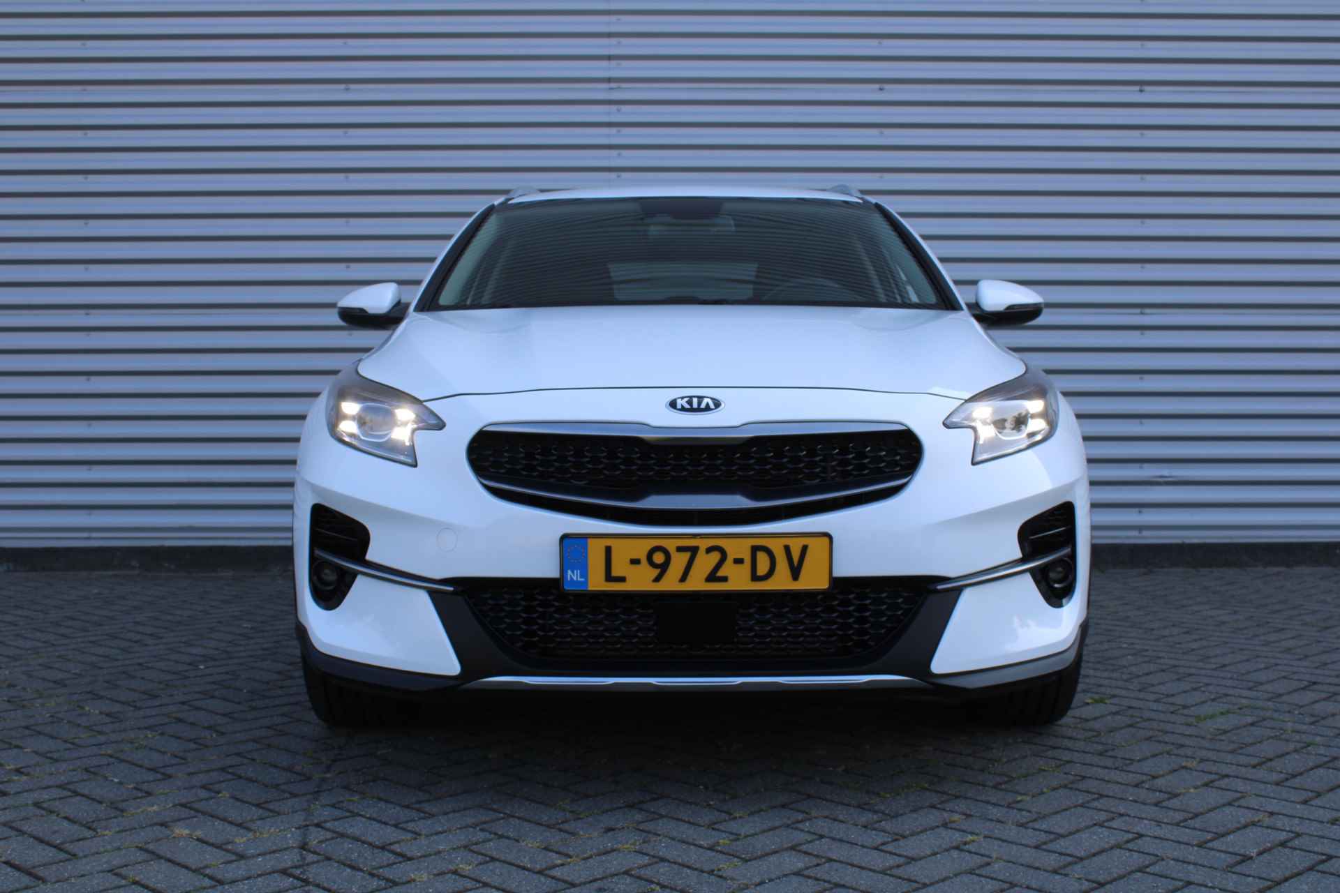 Kia Xceed 1.5 T-GDI MHEV DynamicPlusLine | Airco | Cruise | Camera | 18" LM | PDC | Navi | - 2/32