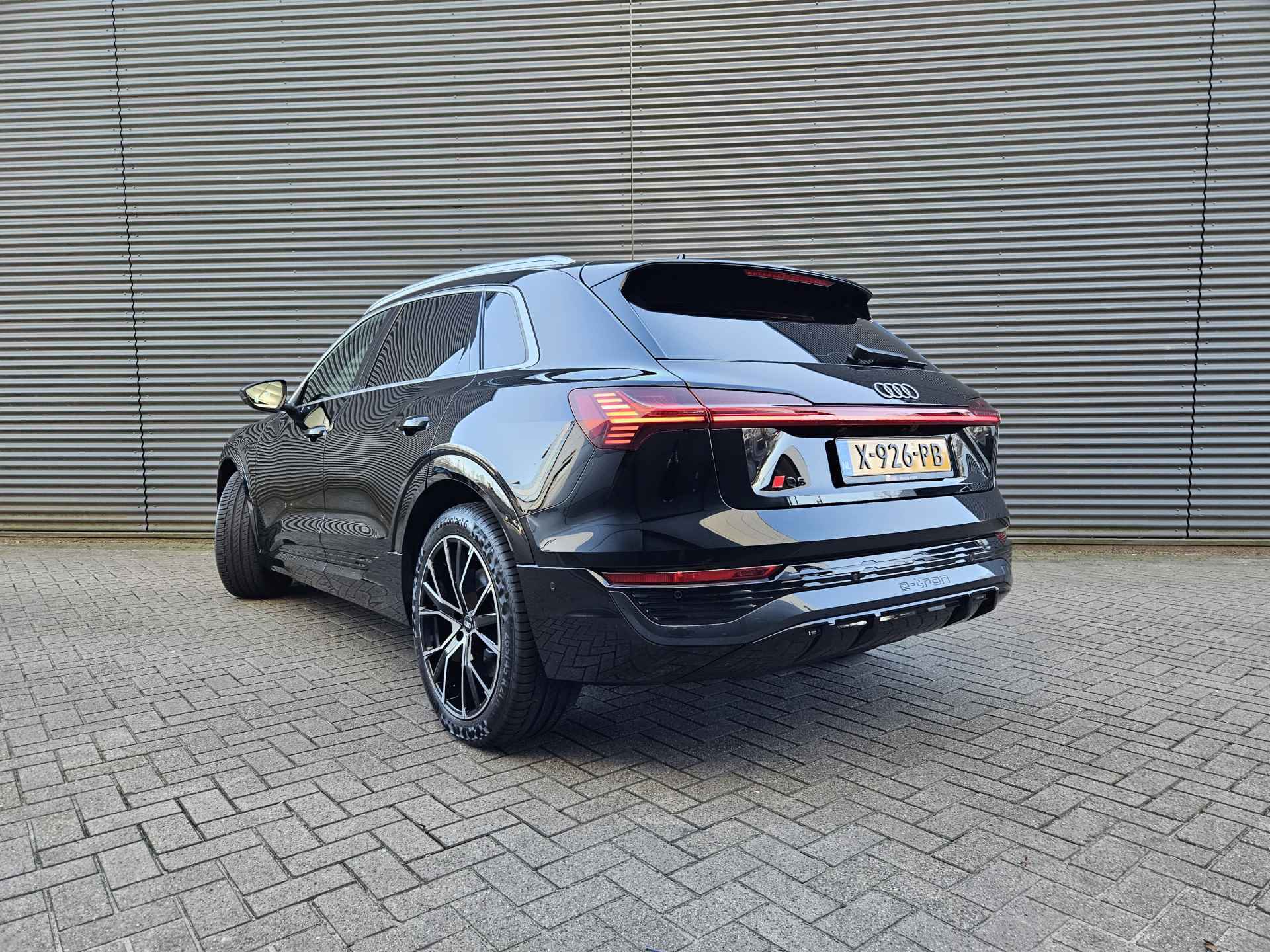 Audi Q8 e-tron 50 quattro S Edition 95 kWh - 6/23