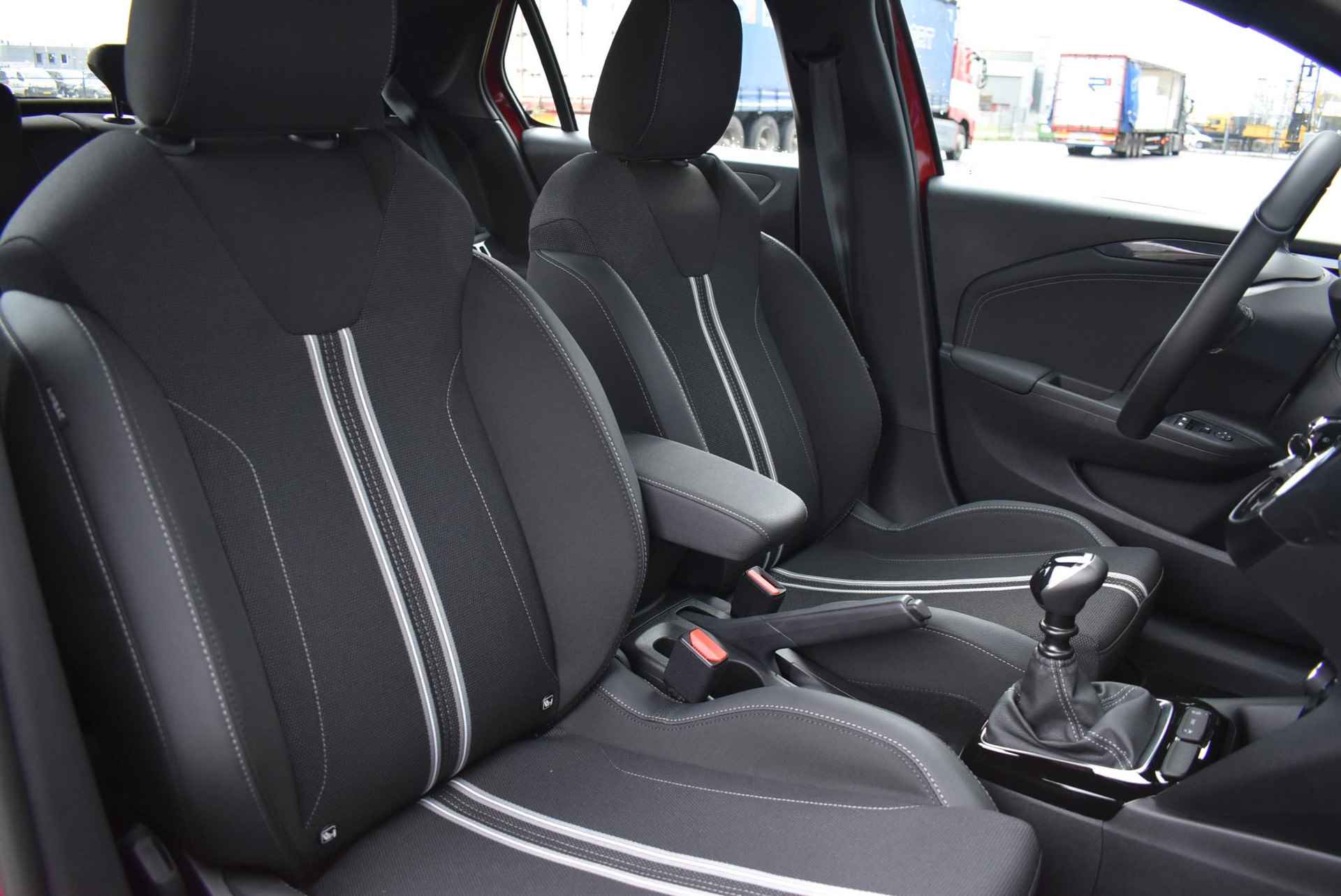 Opel Corsa 1.2 T GS | Apple Carplay/Android Auto | 17" LMV | Camera | Winterpack - 9/41