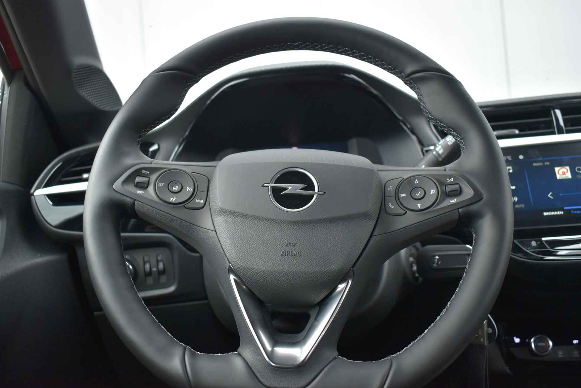 Opel Corsa 1.2 T GS | Apple Carplay/Android Auto | 17" LMV | Camera | Winterpack - 18/41