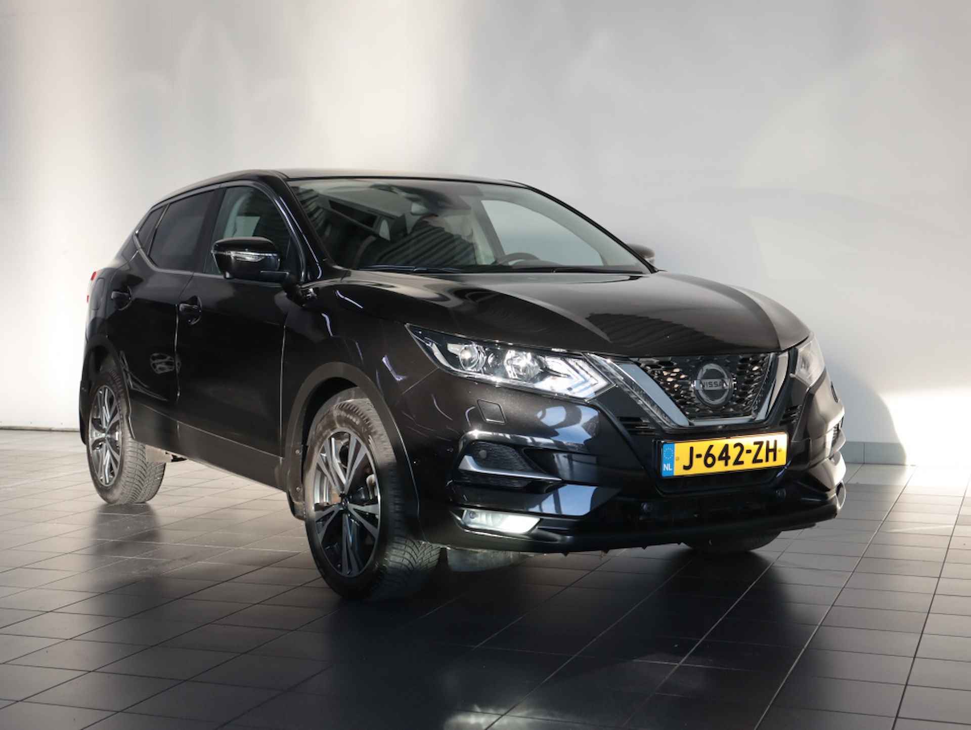 Nissan Qashqai 1.3 DIG-T N-Connecta / Trekhaak / Navigatie / Cruise control Ada - 12/48