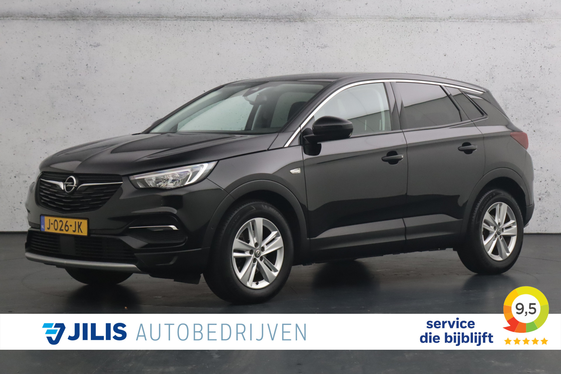 Opel Grandland - X 1.2 Turbo Business Executive | Half lederen bekleding | LED | Climate control | Apple carplay | Parkeersensoren