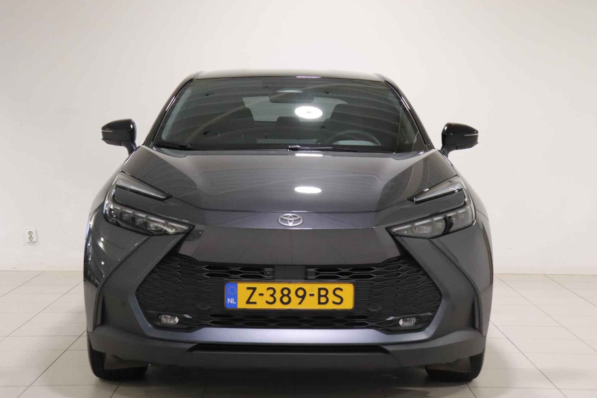 Toyota C-HR 1.8 Hybrid 140 First Edition, BSM, Apple Carplay/Android Auto, Parkeersensoren voor en achter, Parkeerhulpcamera, Cruise & Climate control, NAVI! - 12/38