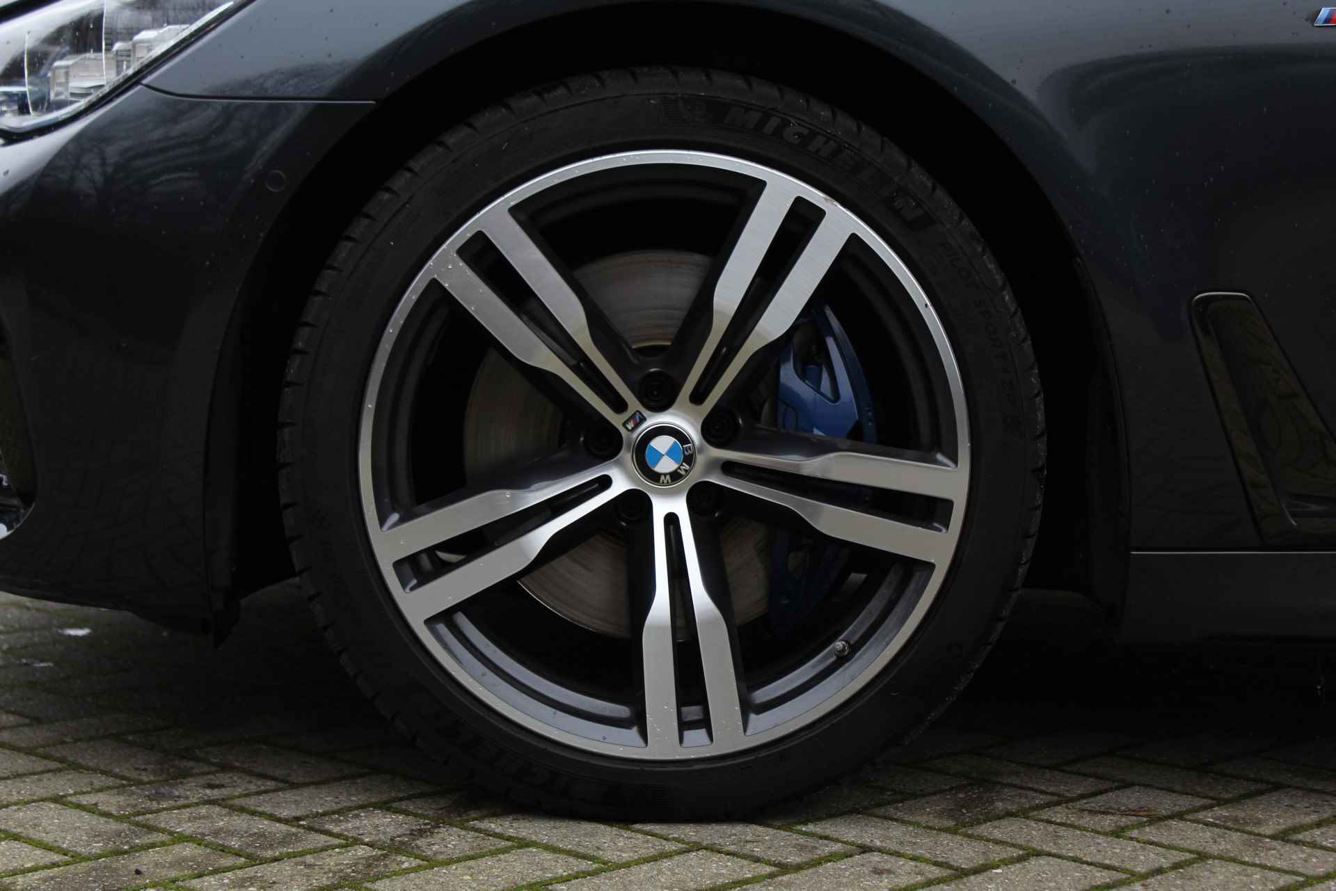 BMW 7 Serie 740i High Executive M Sport Automaat / Schuif-kanteldak / Achteruitrijcamera / Active Steering / Adaptieve LED / Apple CarPlay / Gesture Control / Soft Close - 5/34