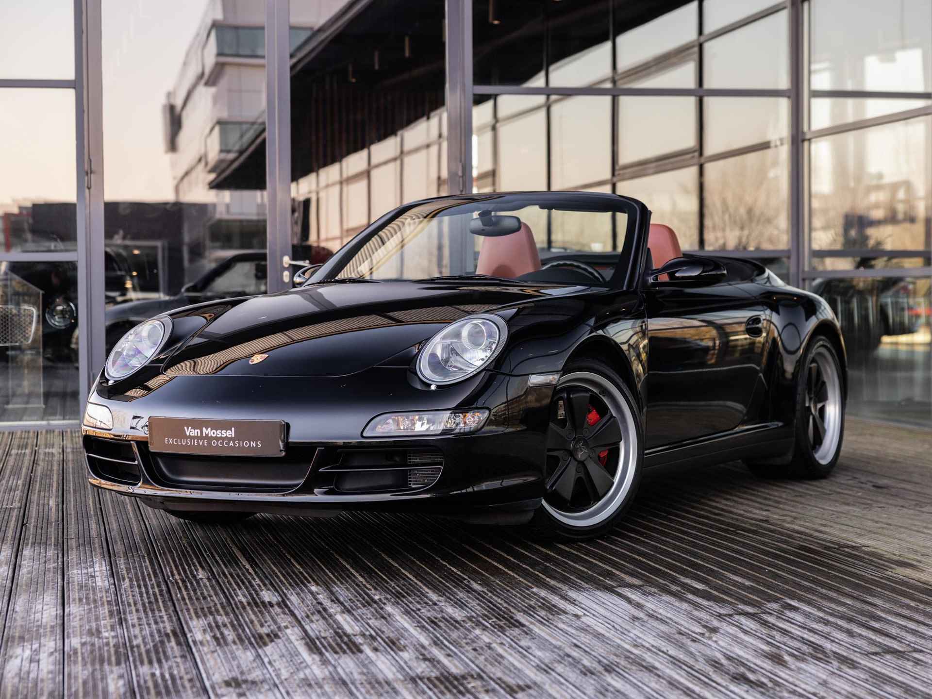 Porsche 911 Cabrio 3.8 Carrera 4S | SPORTCHRONO | FUCHS 19 INCH | NEDERLANDSE AUTO | LEDER DASHBOARD | BOSE AUDIO | STOELVERWARMING | - 3/54