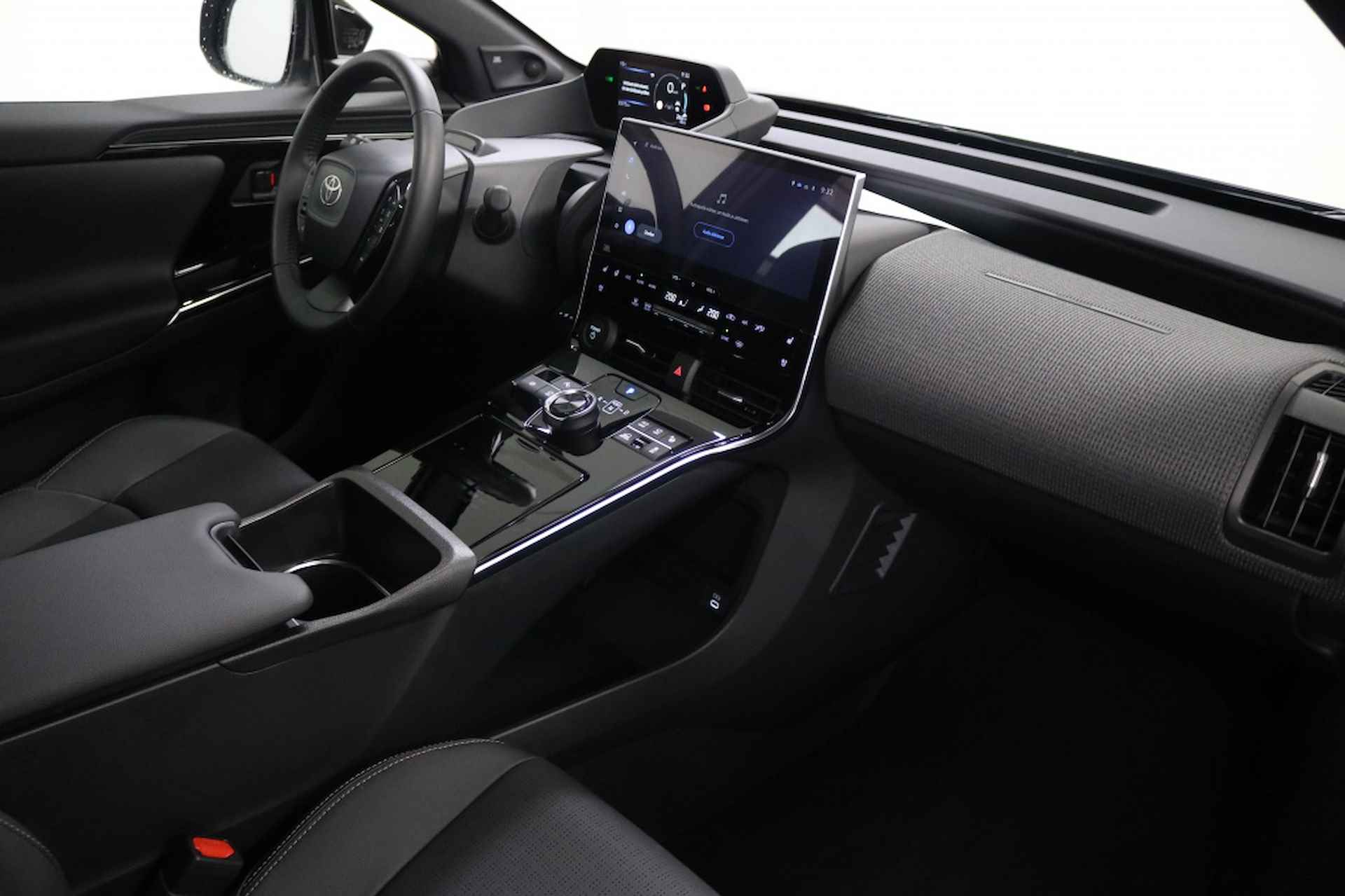 Toyota bZ4X Premium 4WD 71 kWh Panoramadak - 13/40