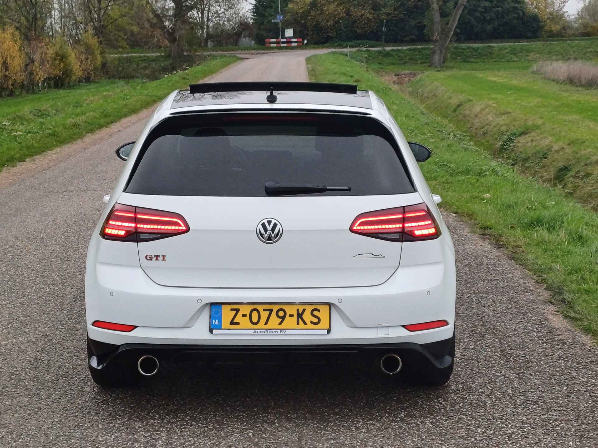 Volkswagen Golf 2.0 TSI GTI TCR | Pano dak | LED | Carplay | Digi Dash | Navi | Dynaudio | 290PK - 8/66