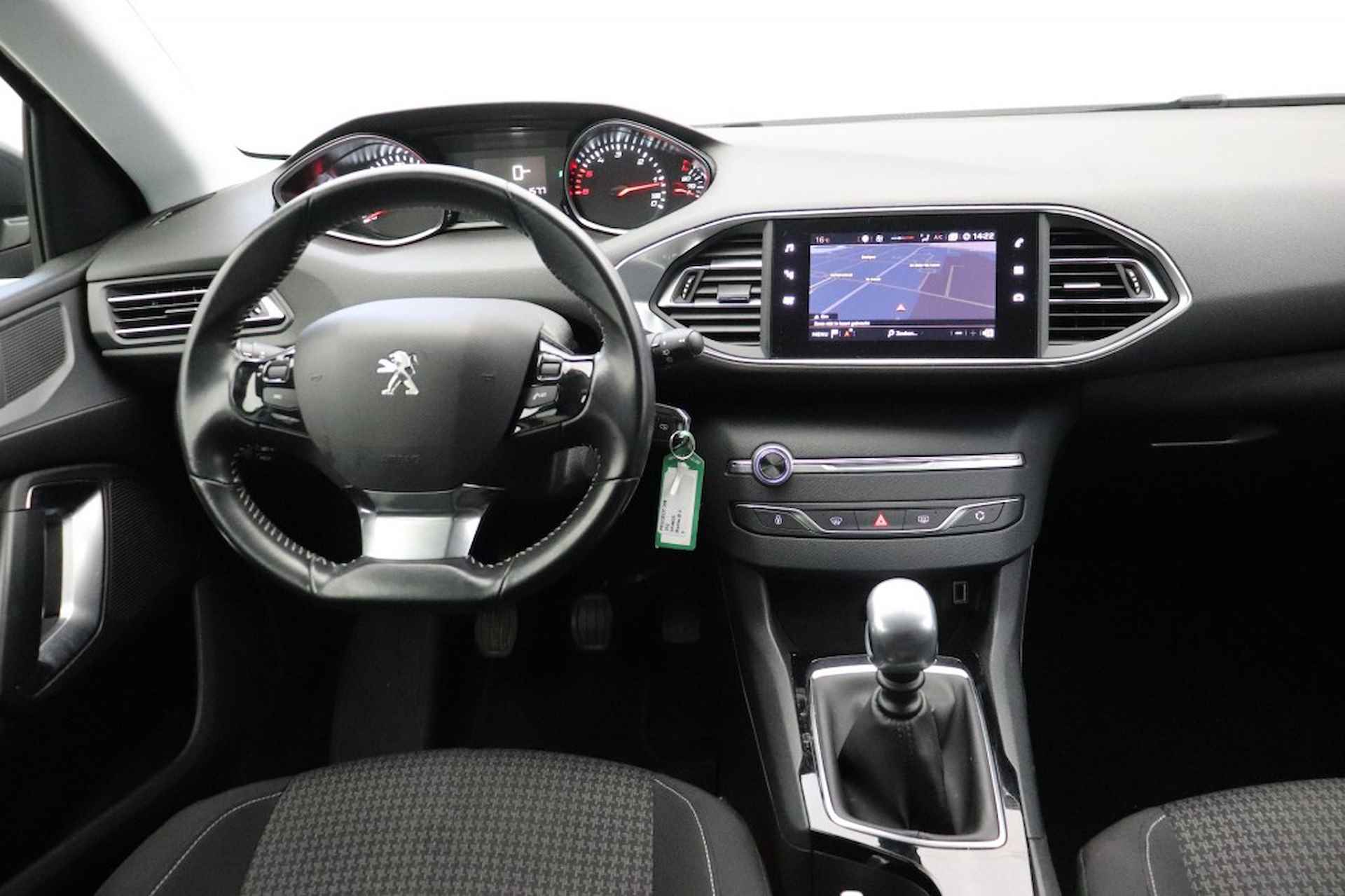 PEUGEOT 308 1.5 BlueHDi - Carplay, Navi, Airco - 6/22