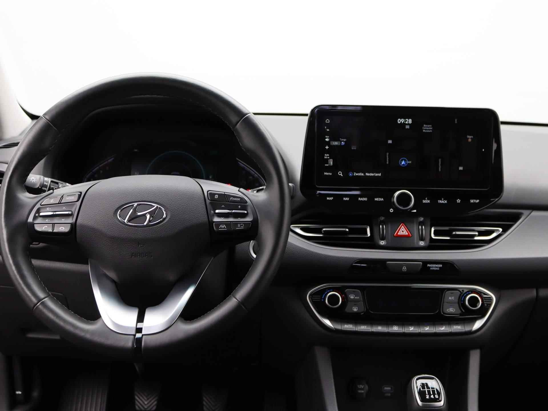 Hyundai i30 1.0 T-GDi MHEV Comfort Smart | Airco | Cruise Control | Navigatie | Achteruitrijcamera | Apple Carplay/Android Auto | - 8/48