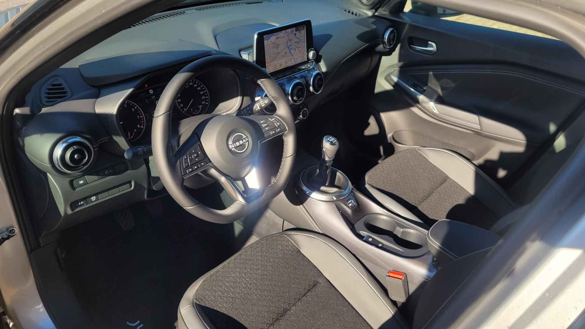 Nissan Juke 1.0 DIG-T N-Design | Camera | PDC voor+achter | Climate Control | Full-Map Navigatie | Apple Carplay & Android Auto | 19" LMV | Betreft nieuw te bestellen! - 14/28
