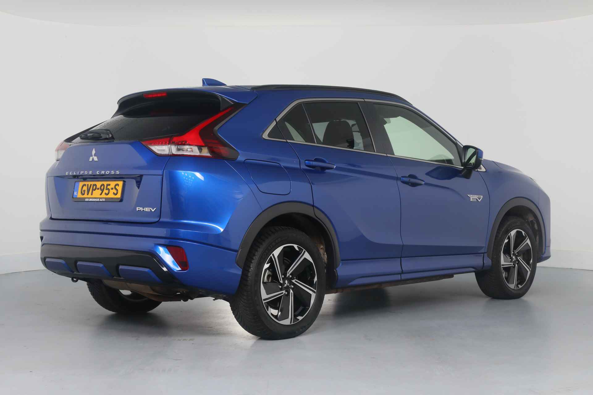 Mitsubishi Eclipse Cross 2.4 PHEV Executive | 1.500kg | Adaptive Cruise | Elektr Stoel | 360 Camera | Stoel-/stuurverwarming | BLIS | Navigatie | Keyless - 4/39