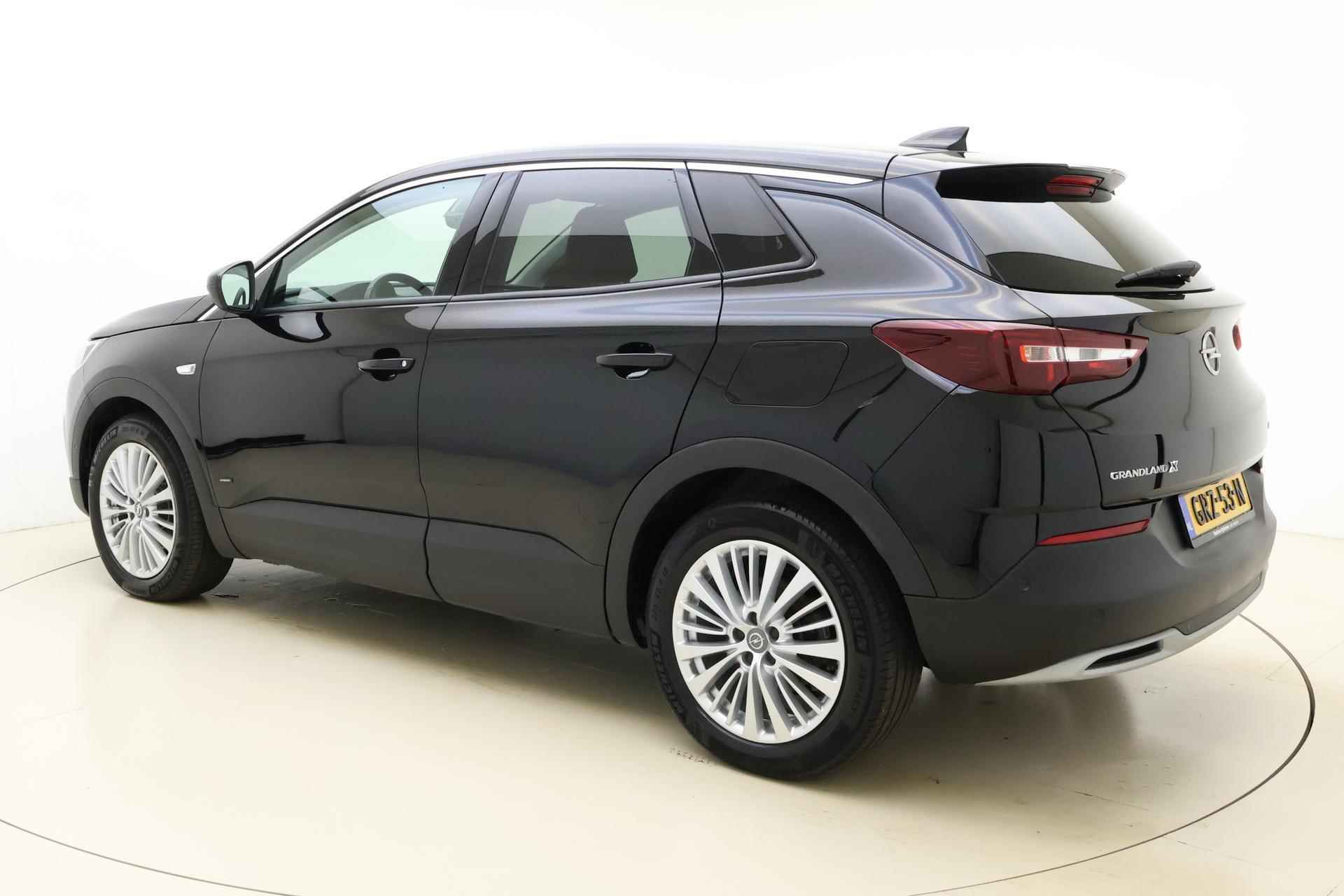 Opel Grandland X 1.6 Turbo 225pk Hybrid Innovation | Navigatie | Climate control | Lichtmetalen velgen | Keyless |  Stoelverwarming | Cruise control | Lichtmetalen velgen | Elektrische achterklep - 5/40