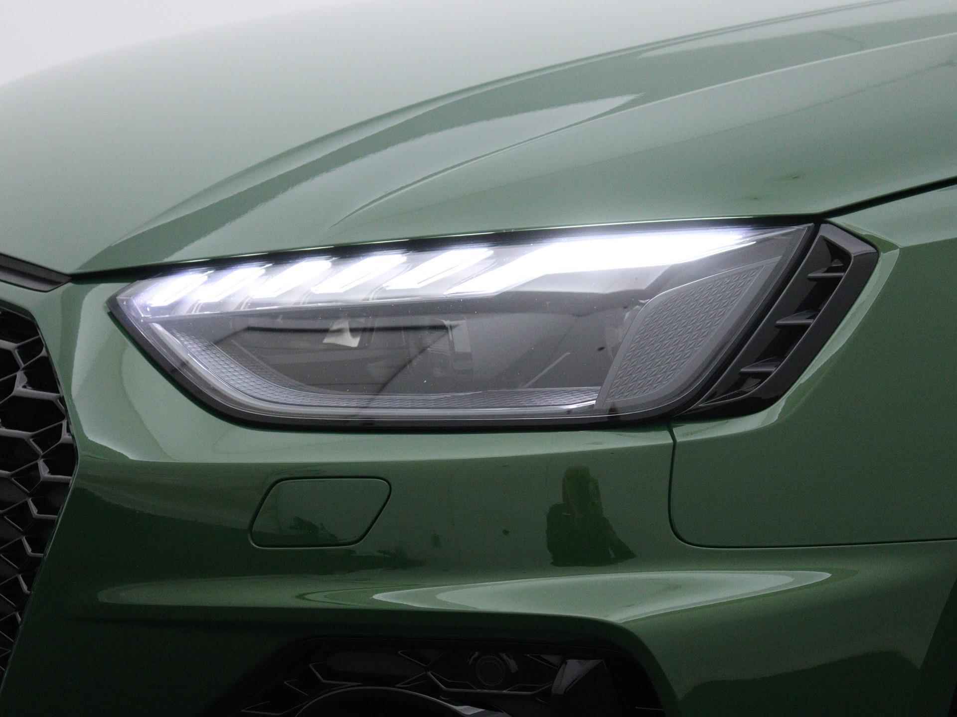 Audi RS4 Avant 2.9 TFSI RS 4 quattro 450 PK | Beschikbaar op afspraak | Automaat | Led | Memory | Getint glas | Bang & Olufsen | Panoramadak | Camera | Stoelverwarming | Cruise control | Elektrische Kofferklep | Lichtmetalen velgen | - 34/37