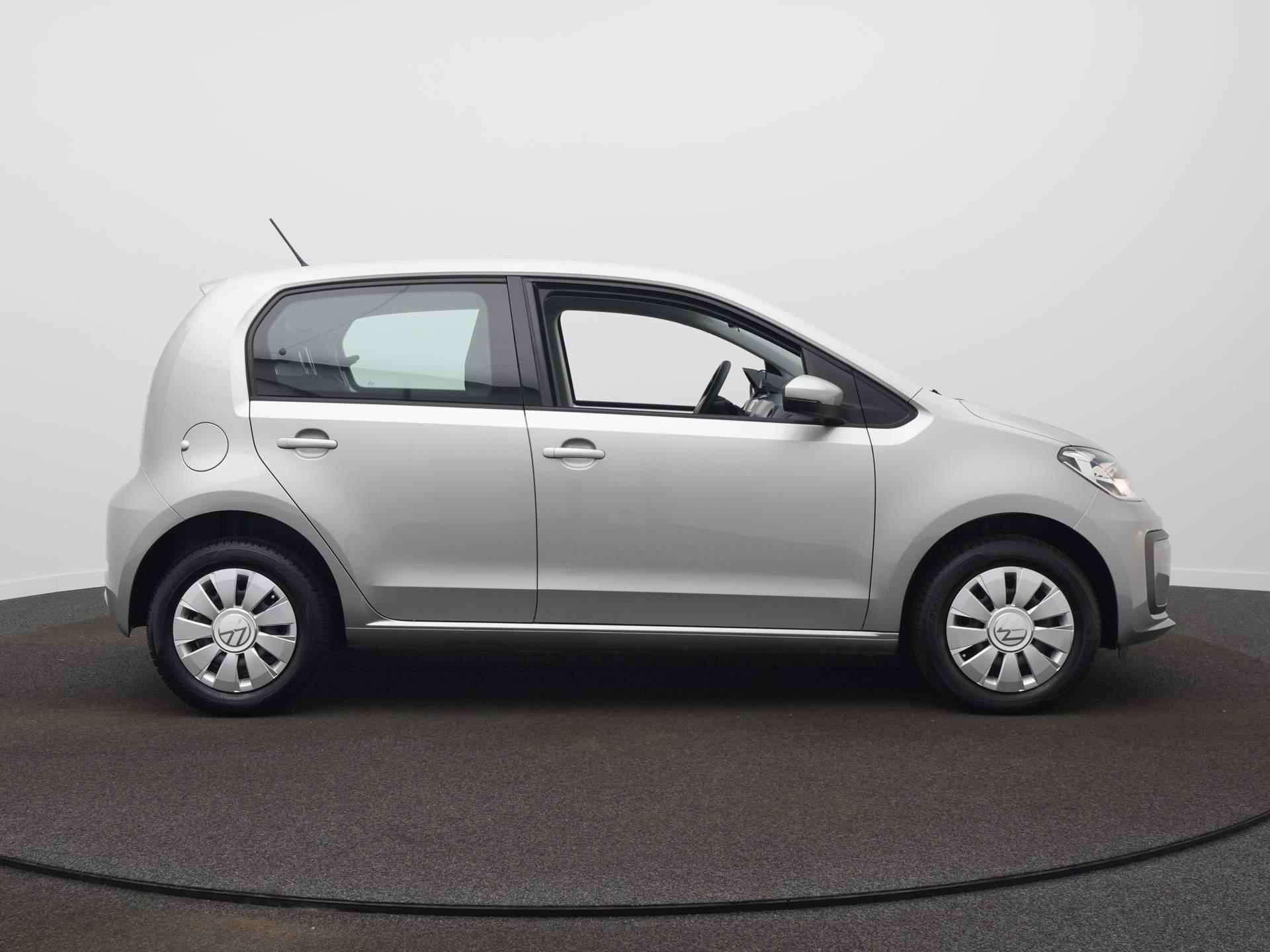 Volkswagen Up! 1.0 Clima / Camera / Metallic - 4/29