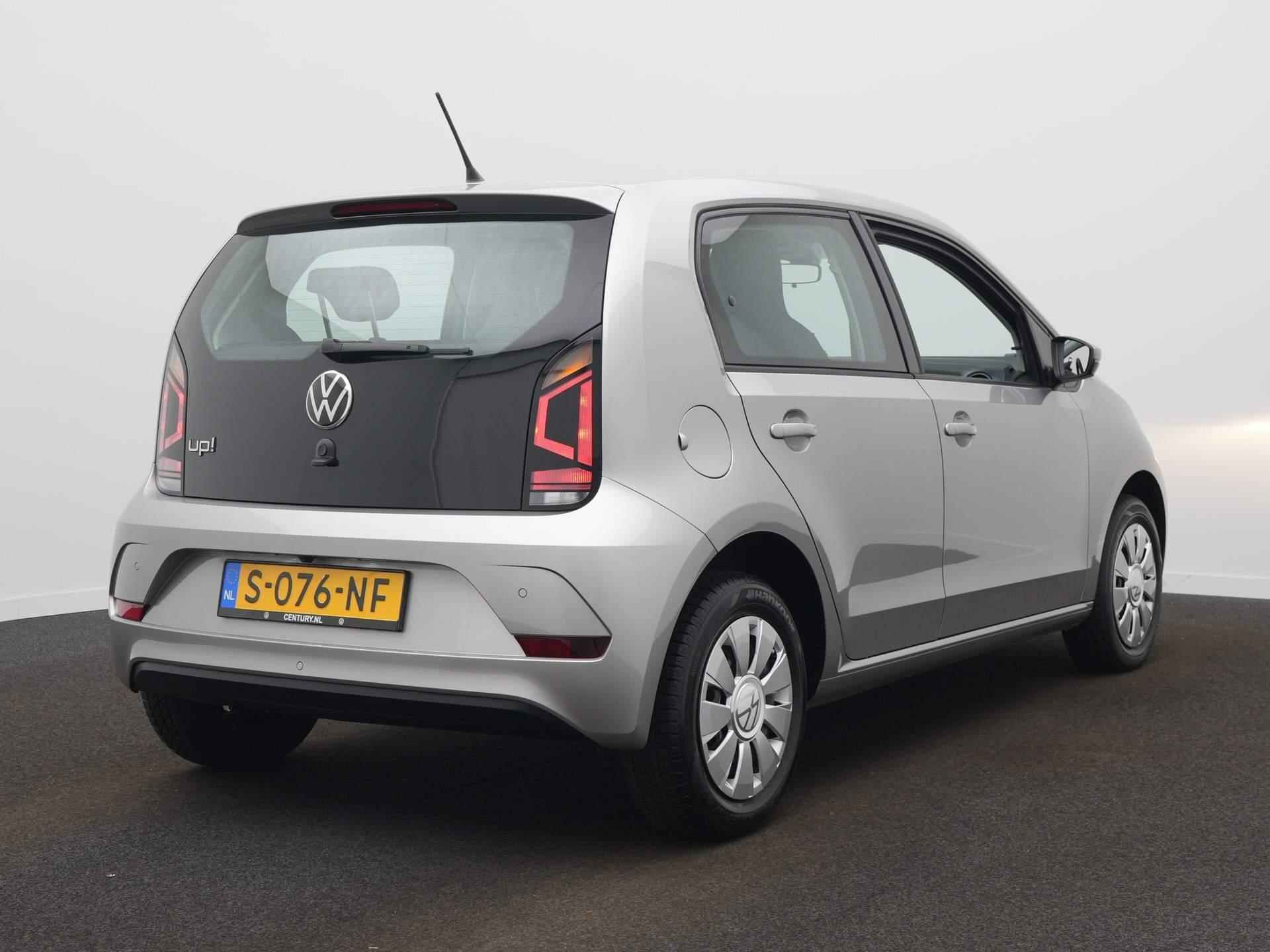 Volkswagen Up! 1.0 Clima / Camera / Metallic - 5/29