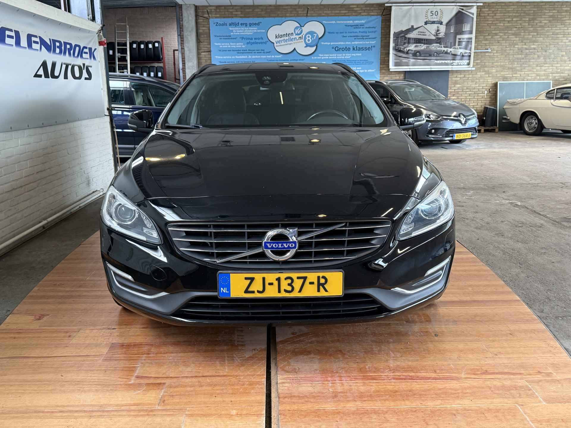 Volvo V60 2.0 T5 Momentum - 16/16