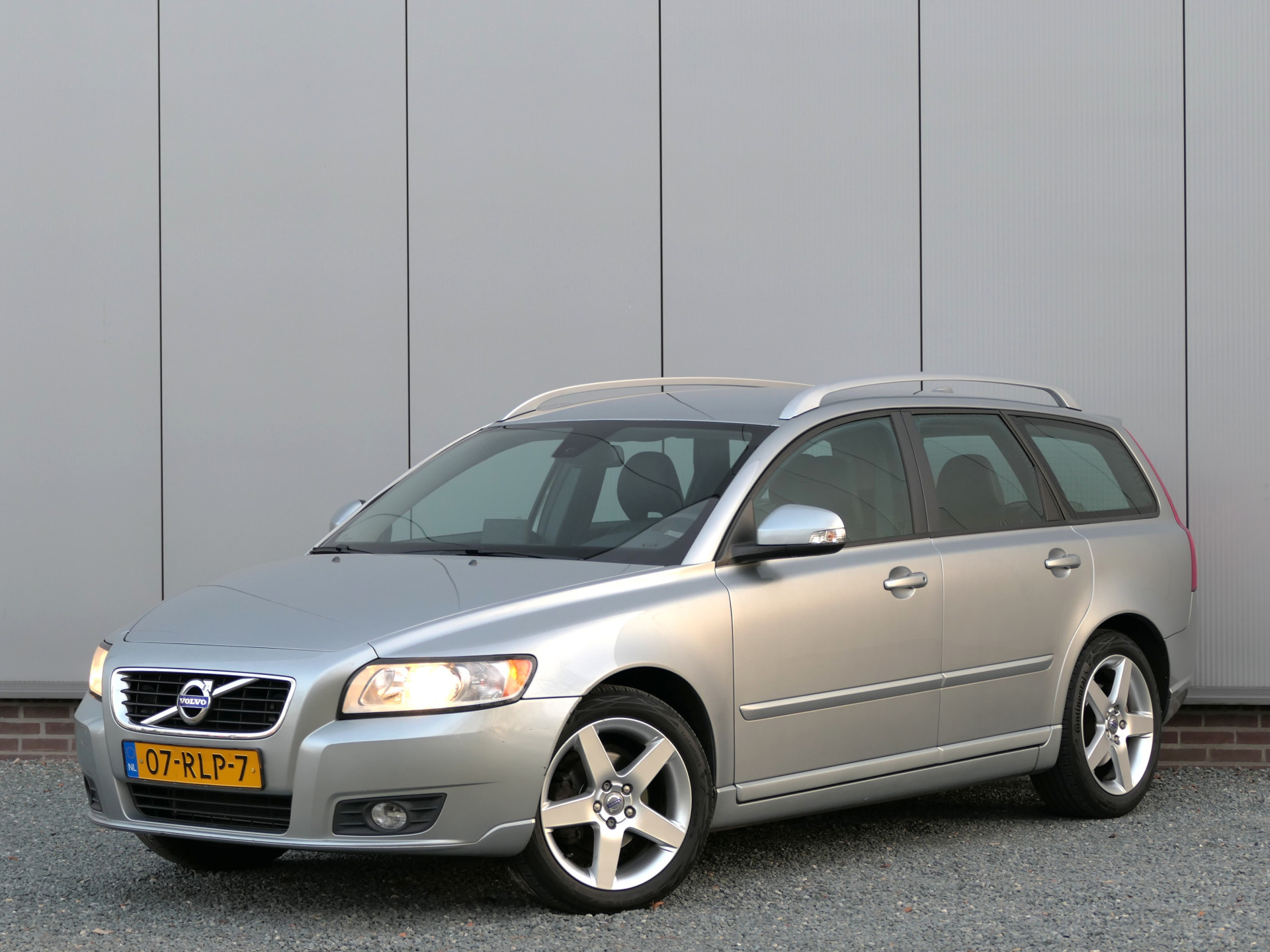 Volvo V50 2.0 Business Pro Edition Leer / Navi / Trekhaak / Bluetooth