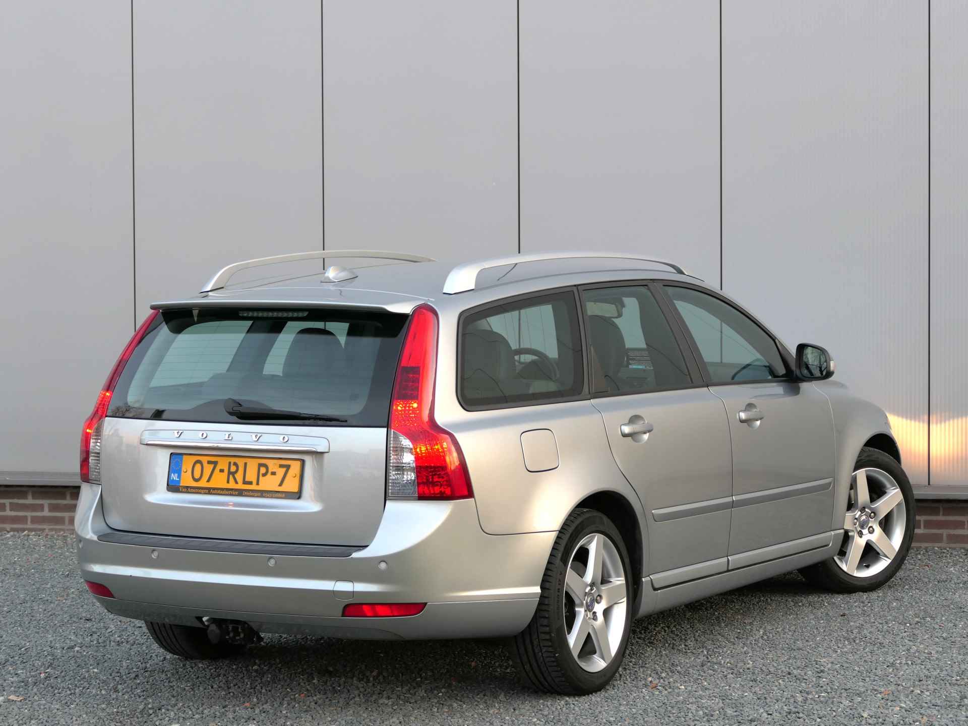 Volvo V50 2.0 Business Pro Edition Leer / Navi / Trekhaak / Bluetooth - 3/25