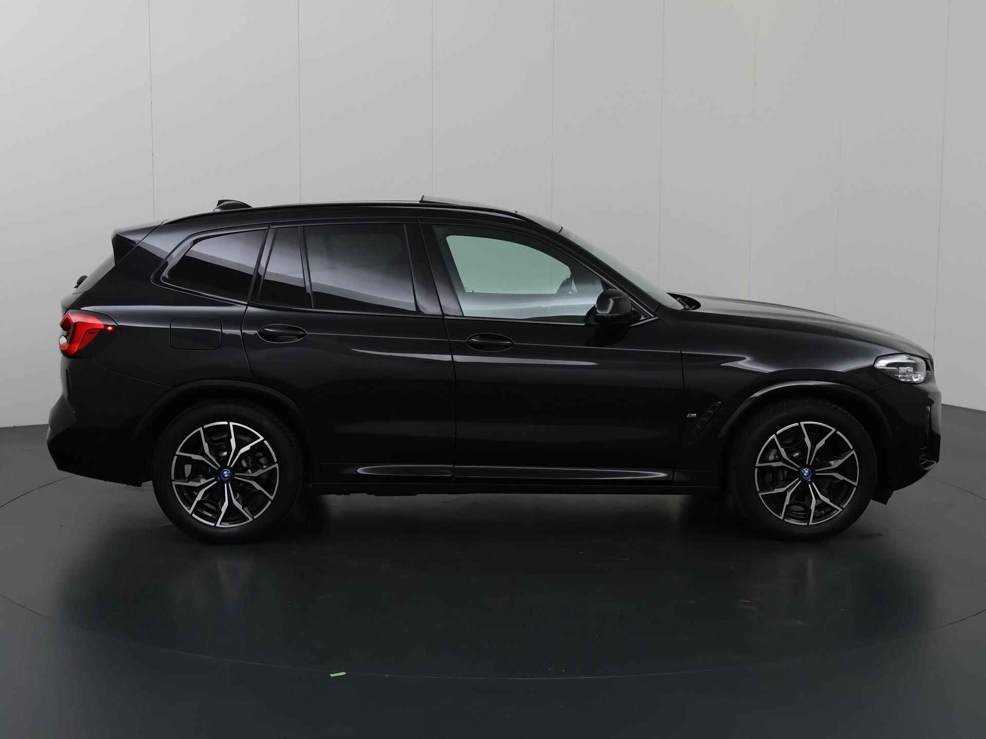 BMW X3 xDrive30e High Executive M-Sport  | M-Sport | FaceLift | Sportstoelen | ShadowLine | Harman/Kardon | HUD | Camera | Apple CarPlay | Panoramadak | Stoelverw. | Ele. verstelbare stoelen + Geheugen | - 7/56