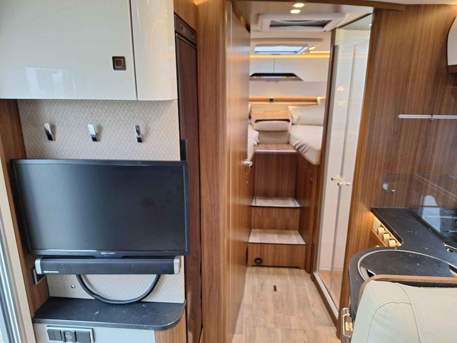 Hymer BMC-T 680 - ZEER EXCLUSIEF+LITHIUM - 8/24