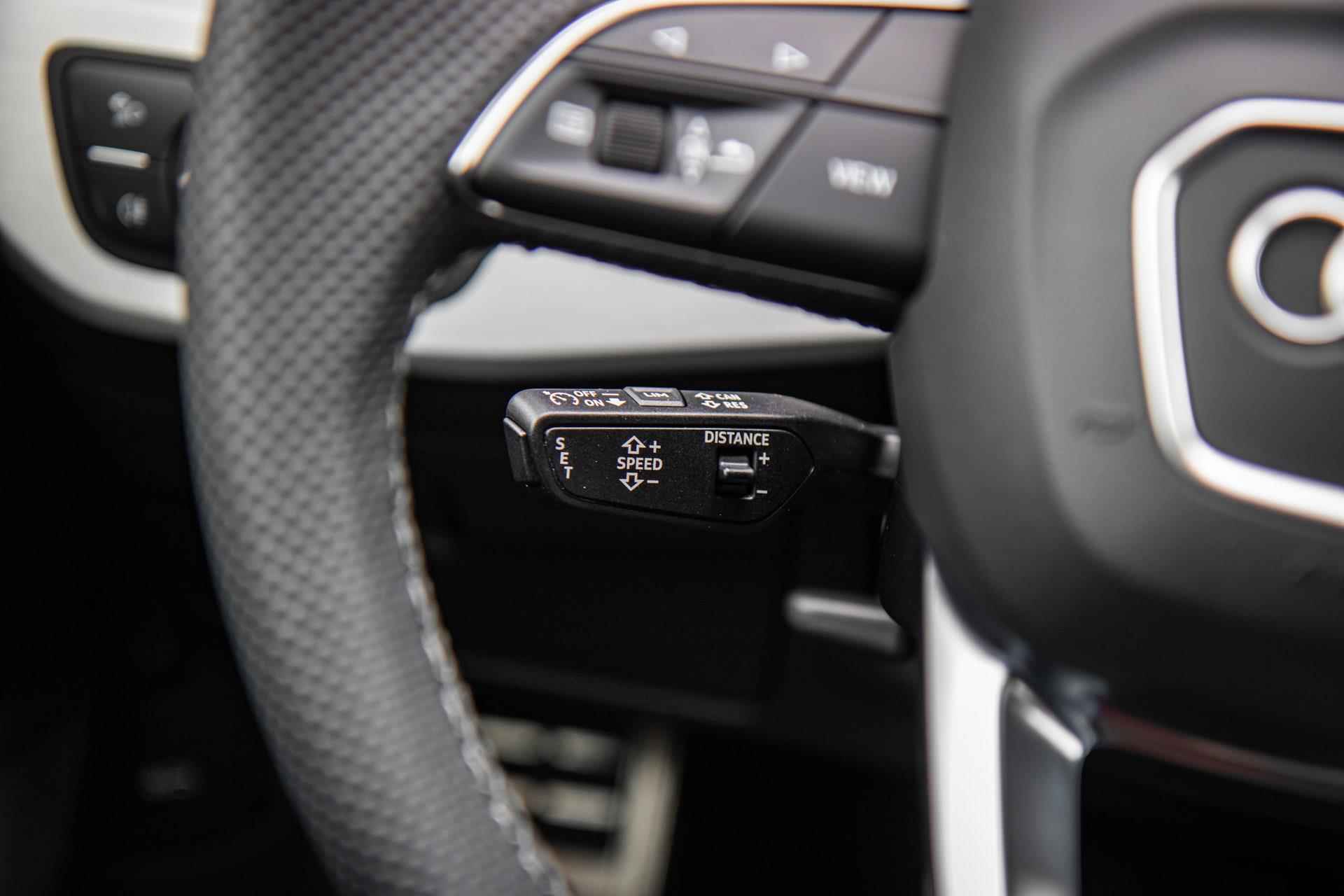 Audi A4 Avant 40 TFSI 204pk S edition | Panoramadak | Sportstoelen | Adaptive Cruise | Navigatie | Achteruitrijcamera - 25/45
