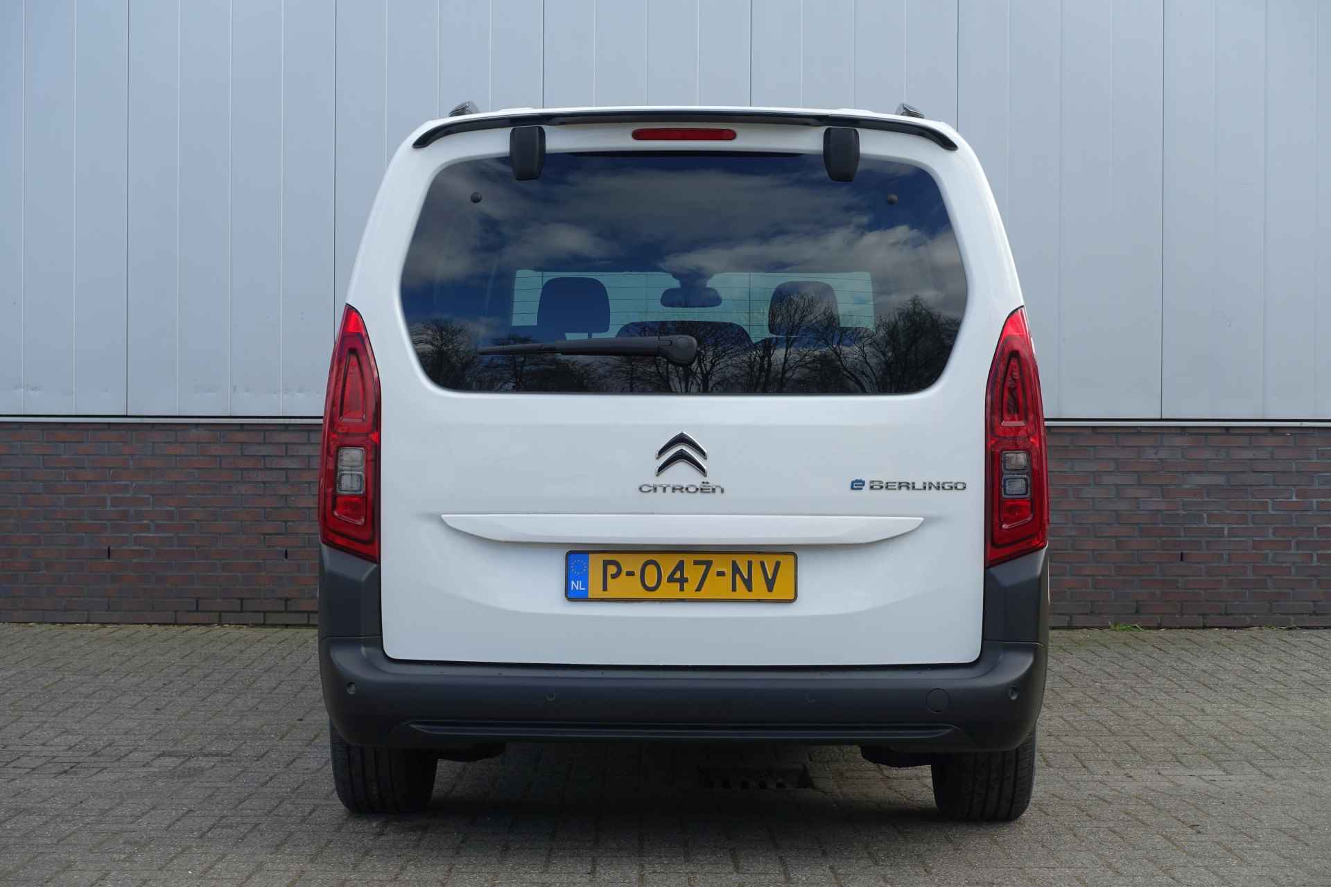 Citroën Feel 50 kWh e-Berlingo | Extra lange uitvoering 5-persoons of 2-persoons | € 25.950.- na subsidie | meerdere in voorraad Feel 50 kWh - 8/26