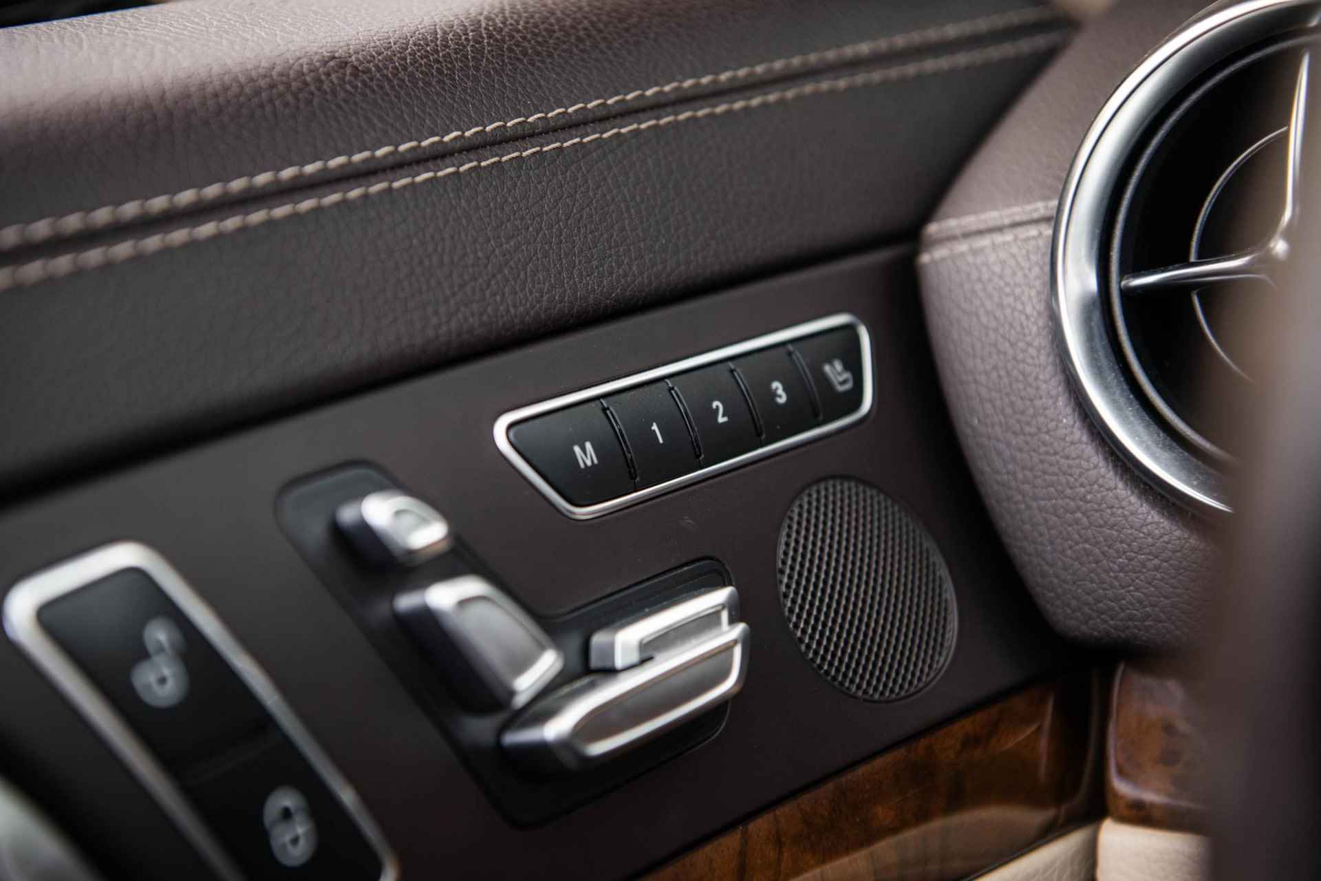 Mercedes-Benz SL-klasse 350 | Facelift | AMG | Camera | Memorystoelen | Airscarf | - 30/54