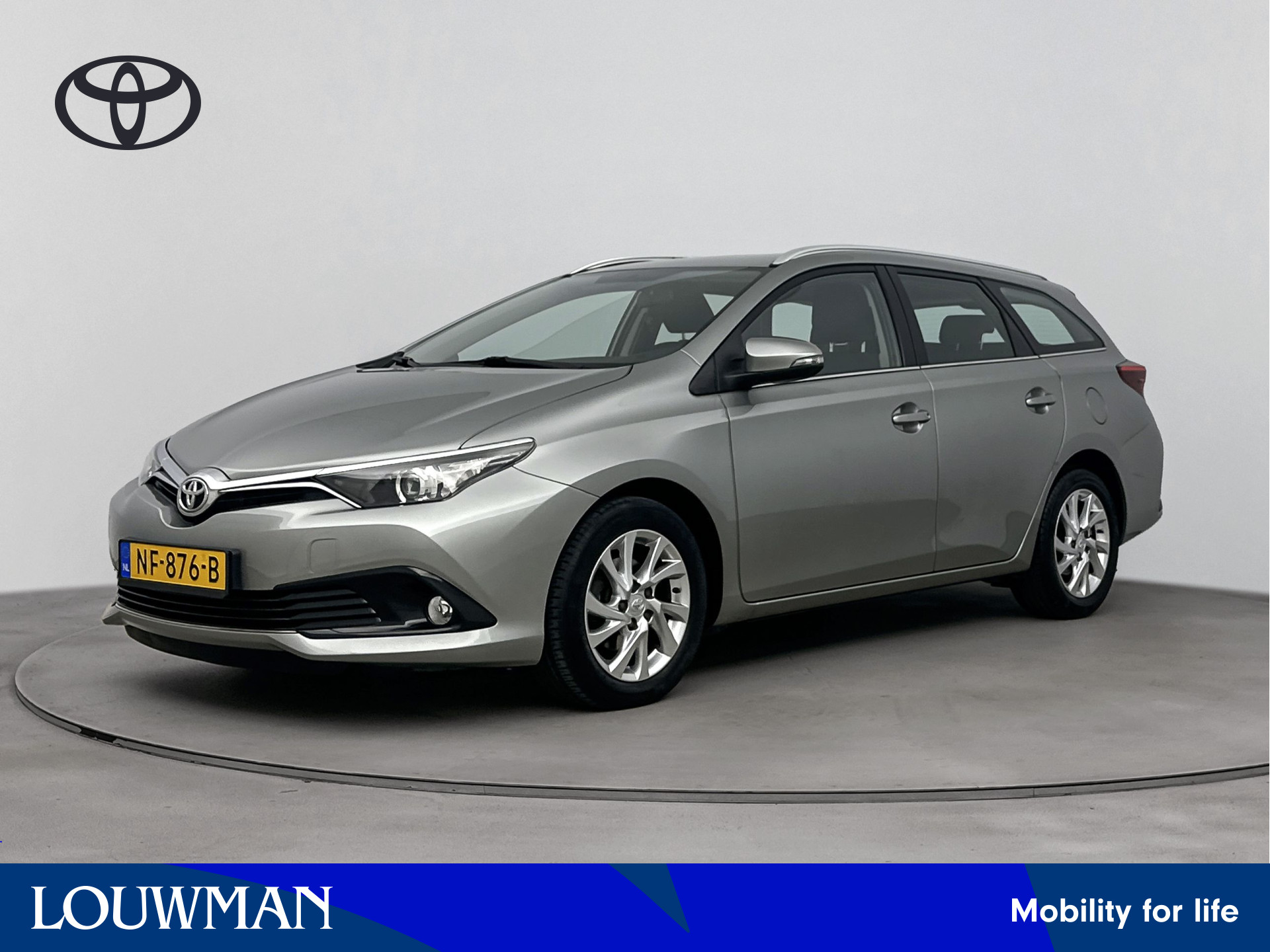 Toyota Auris Touring Sports 1.3 Aspiration | Navigatie | Climate Control | Cruise Control | LM velgen |