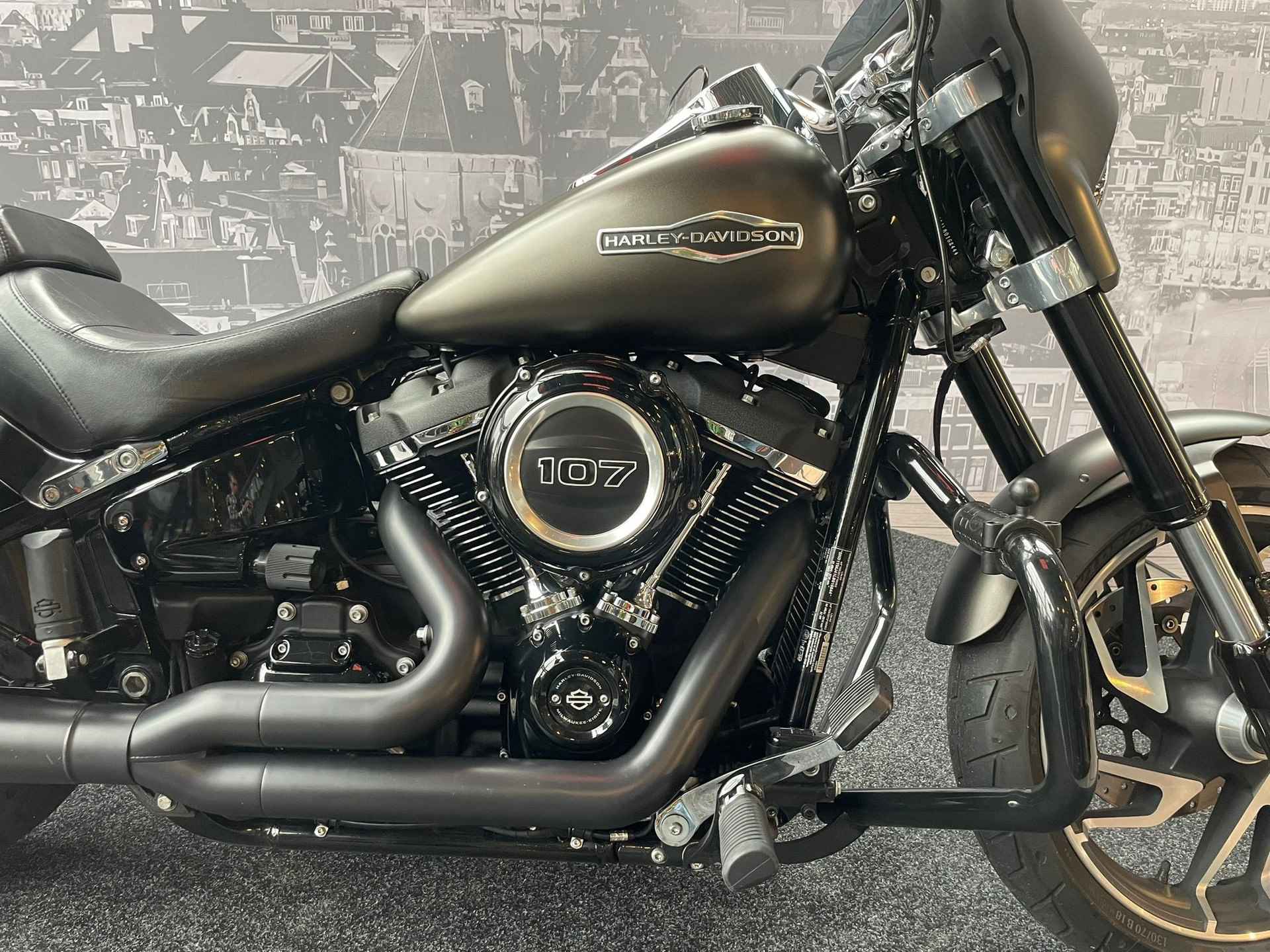 Harley-Davidson FLSB SPORT GLIDE - 2/8