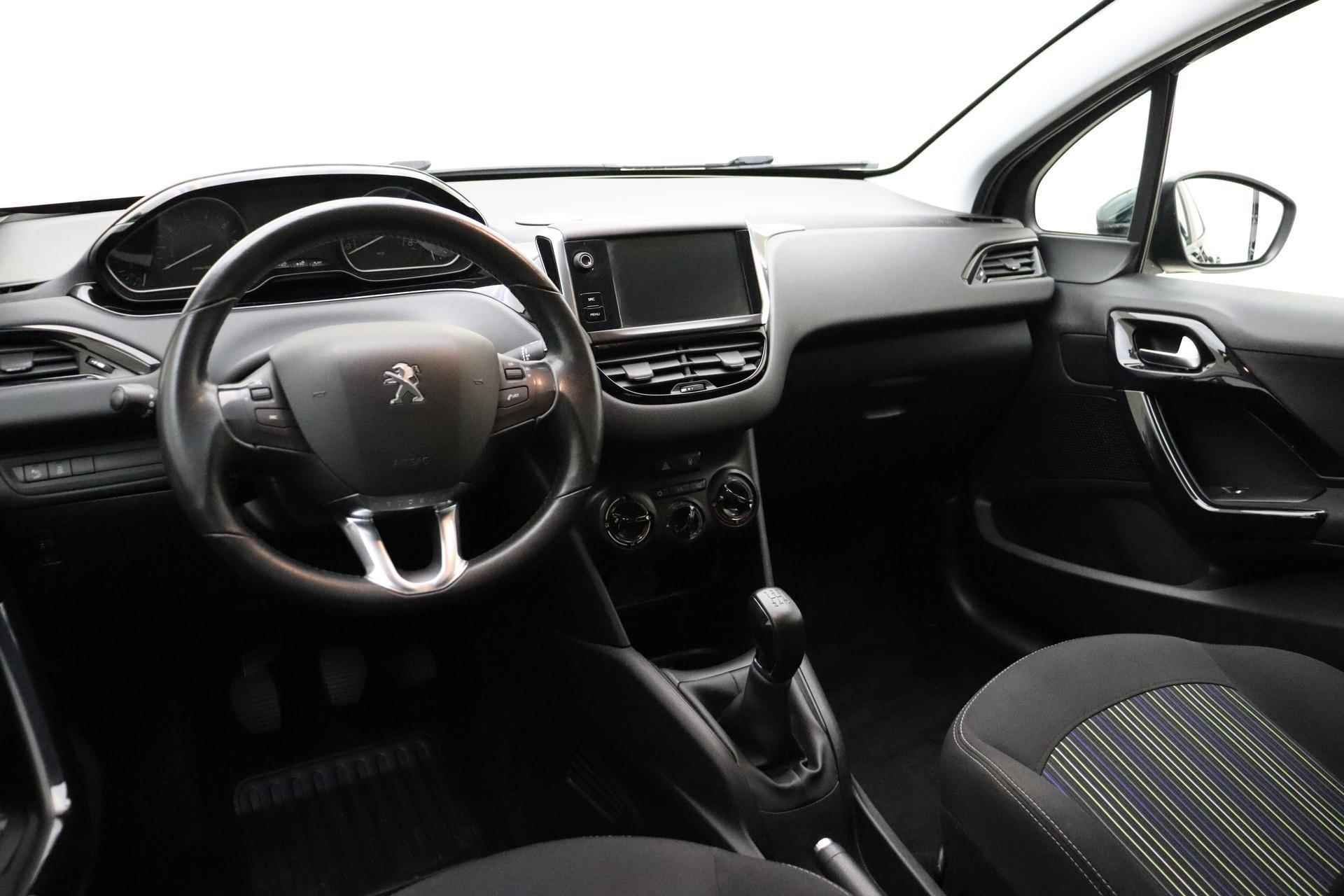 Peugeot 208 1.2 PureTech Urban Soul 82pk | 5 Deurs | Navigatie | Airco | Cruise Control | Trekhaak | Bluetooth - 8/34