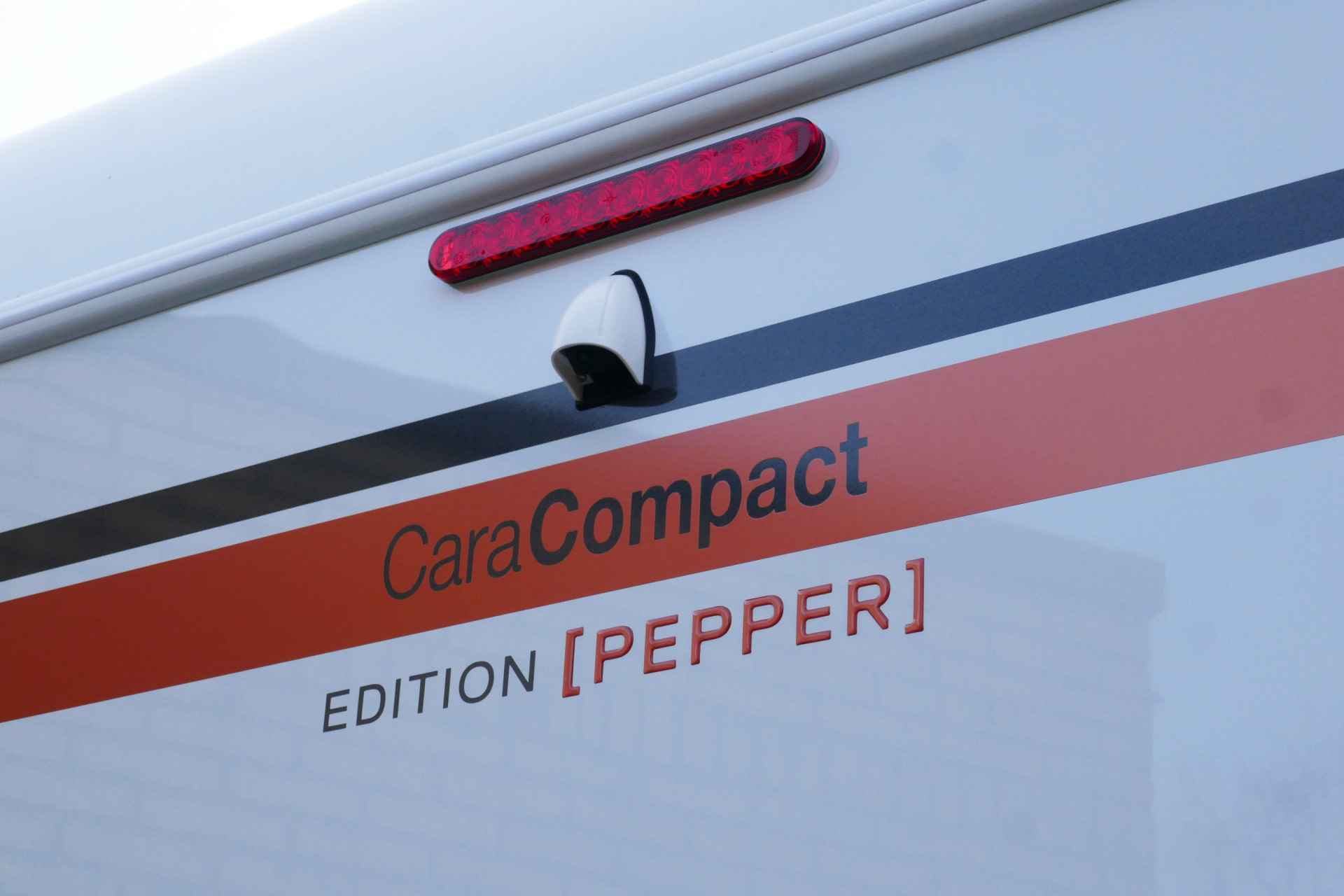 Weinsberg CaraCompact 600 MEG Pepper Edition AUTOMAAT 9-Traps 3x Op Voorraad!! **DIRECT RIJDEN** - 68/86