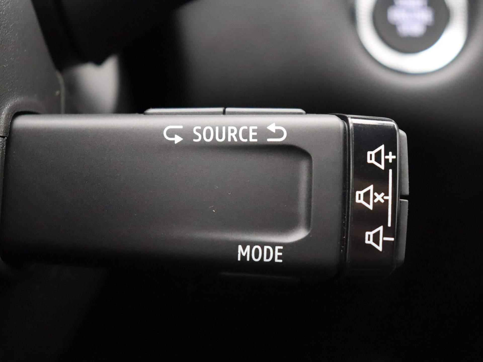 Renault Captur E-Tech Plug-in Hybrid 160pk techno | Rondomzicht camera | Adaptief cruise control | Stuurverwarming | 18' lm velgen | 9,3" touchscreen | - 23/42