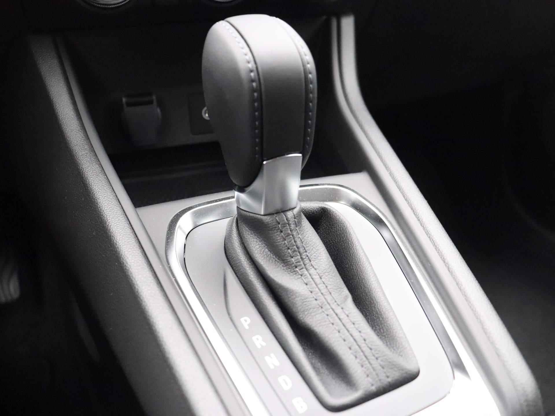 Renault Captur E-Tech Plug-in Hybrid 160pk techno | Rondomzicht camera | Adaptief cruise control | Stuurverwarming | 18' lm velgen | 9,3" touchscreen | - 33/42